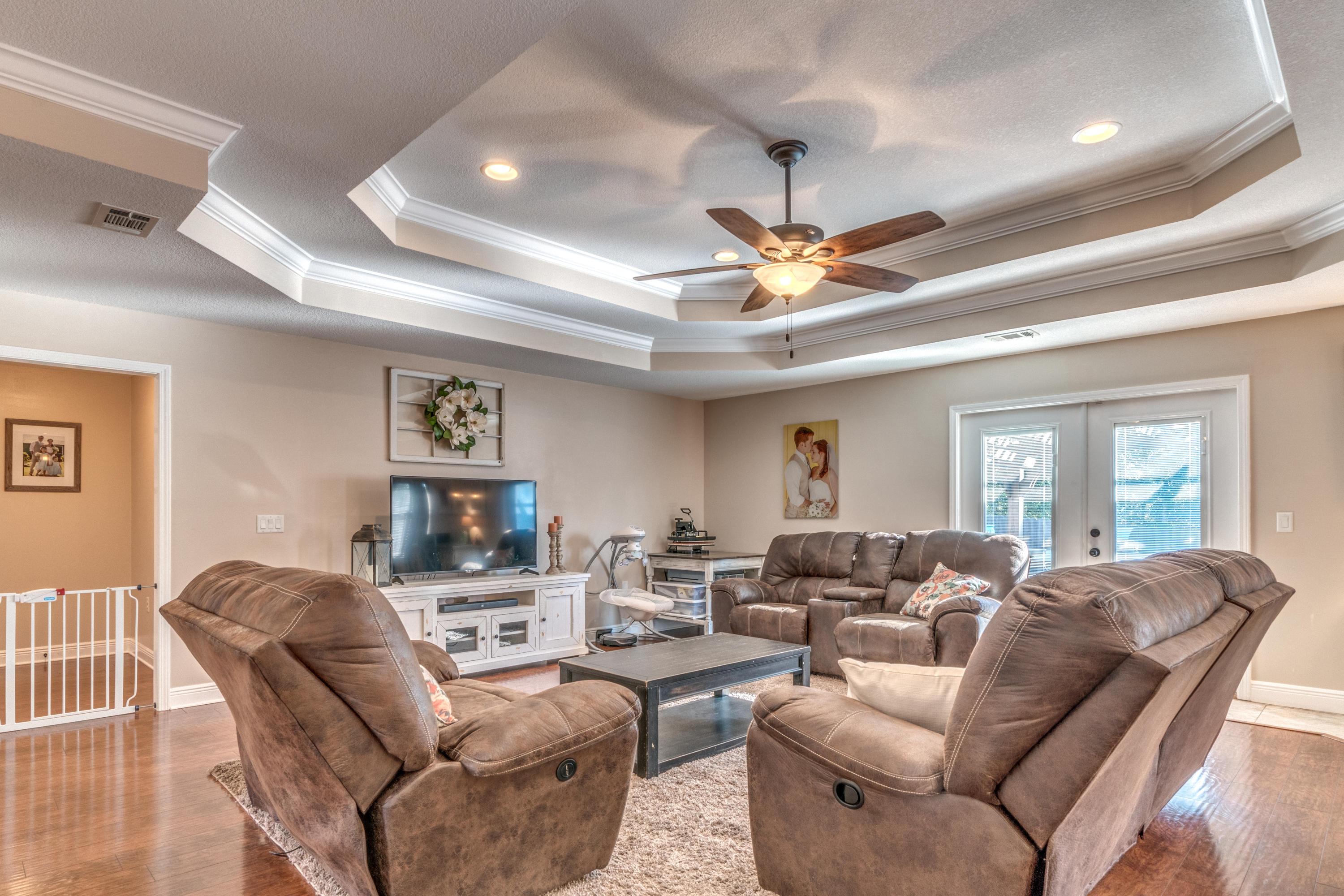 TRAILWOOD ESTATES - Residential