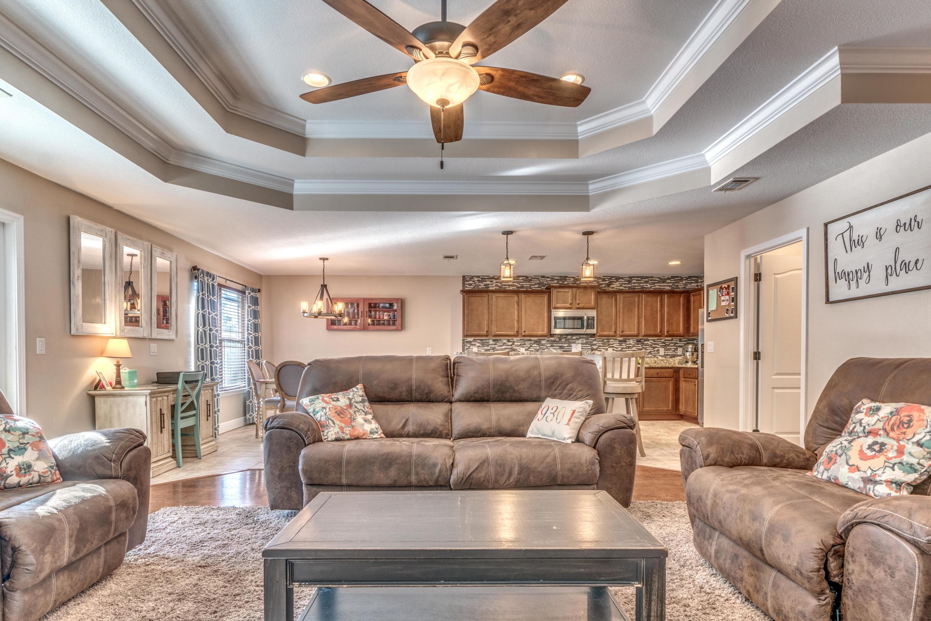 TRAILWOOD ESTATES - Residential