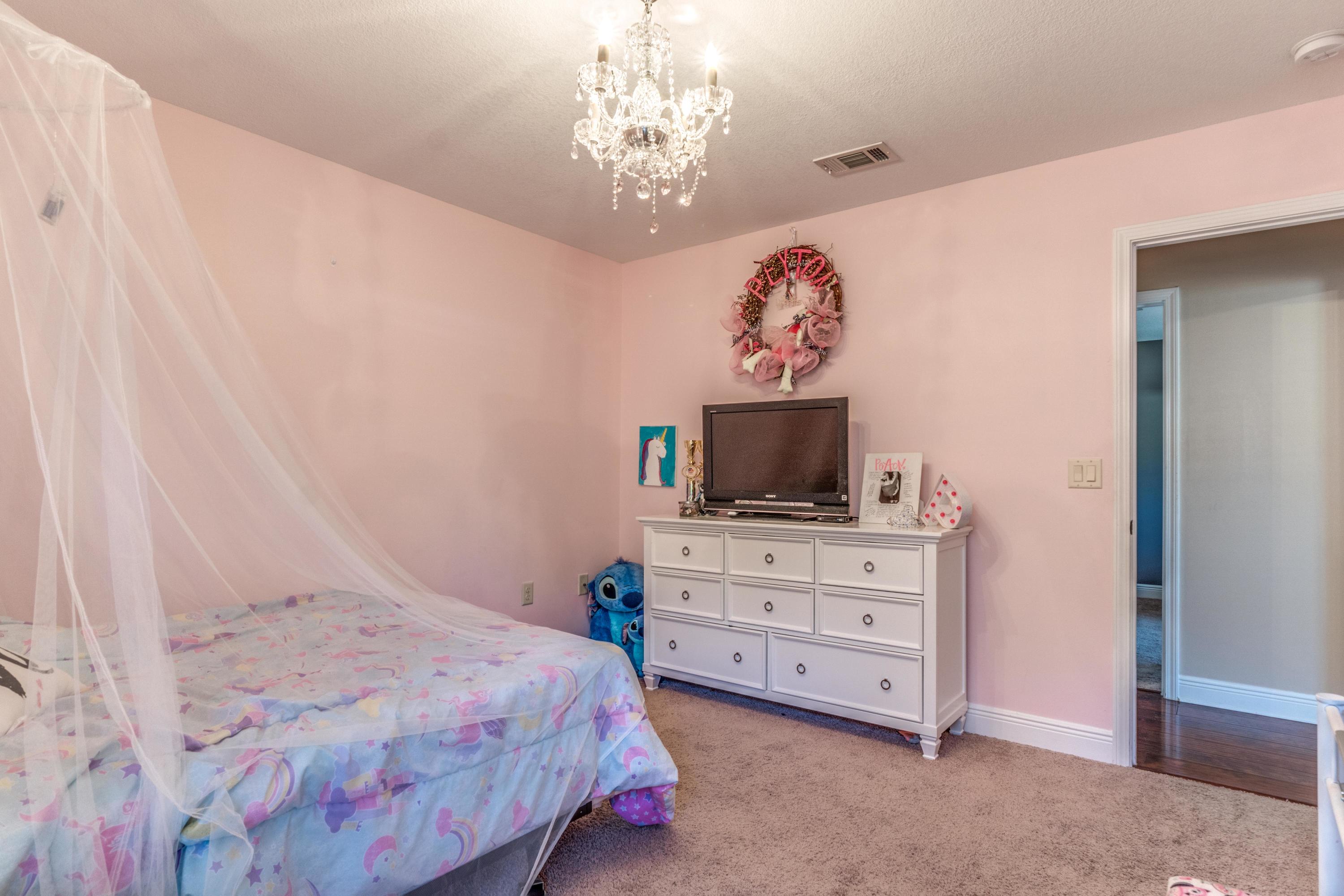 TRAILWOOD ESTATES - Residential