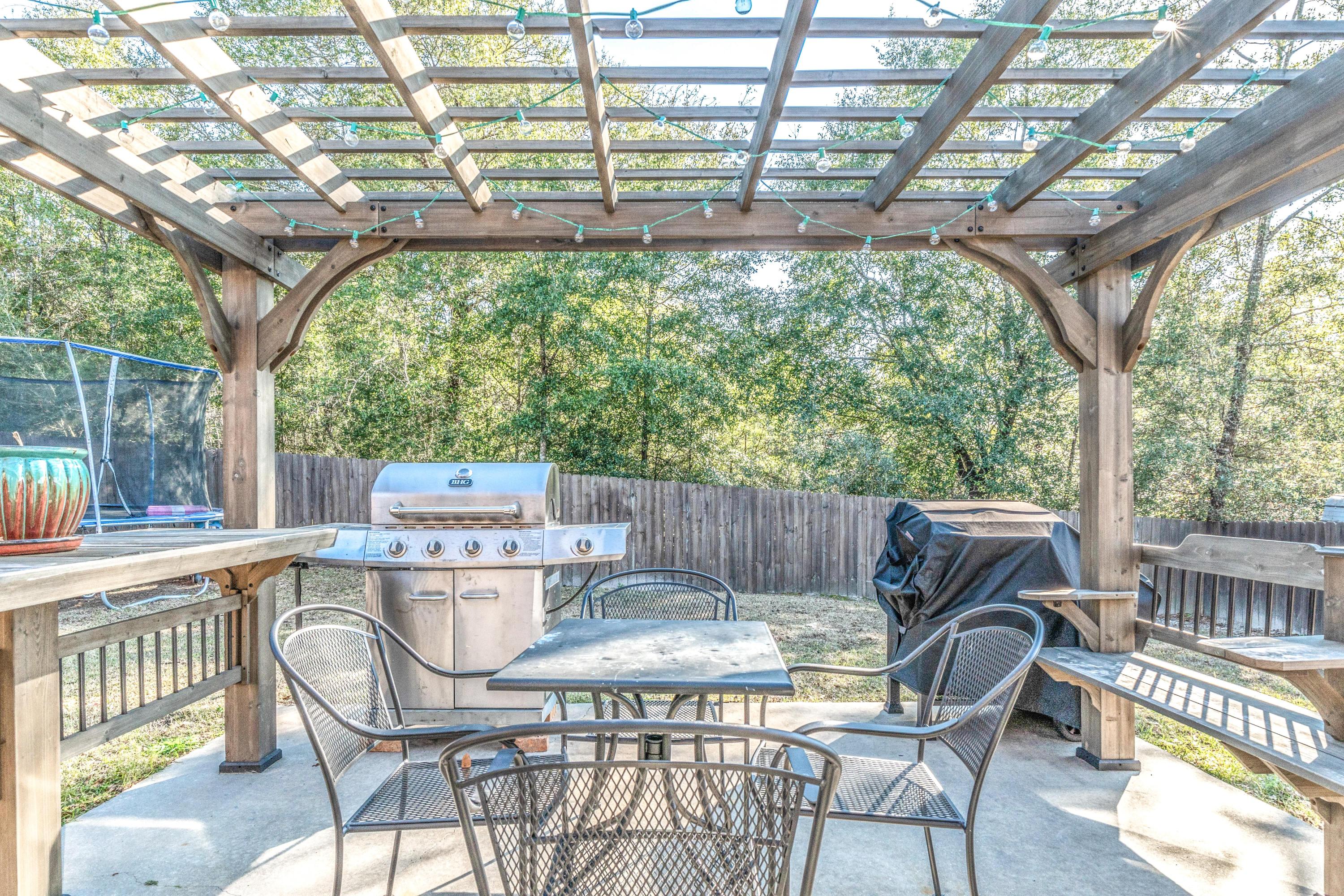 TRAILWOOD ESTATES - Residential