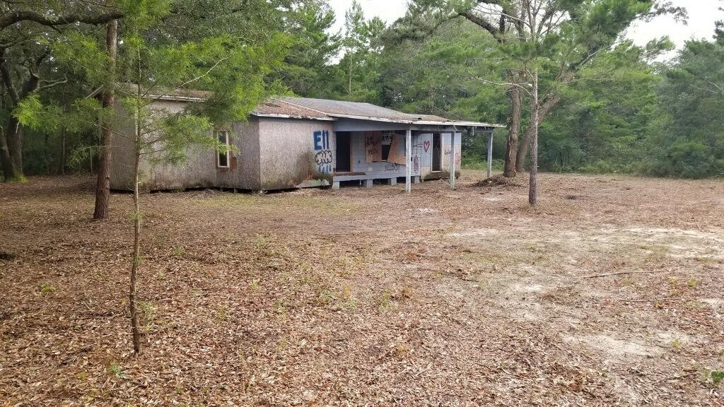 NAVARRE S/D 2ND ADDN - Residential