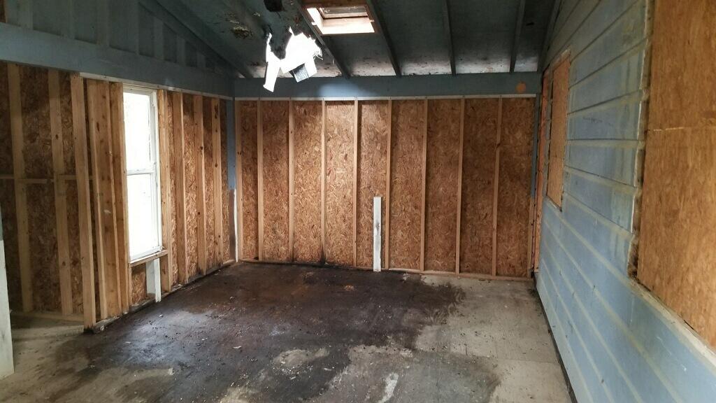 NAVARRE S/D 2ND ADDN - Residential