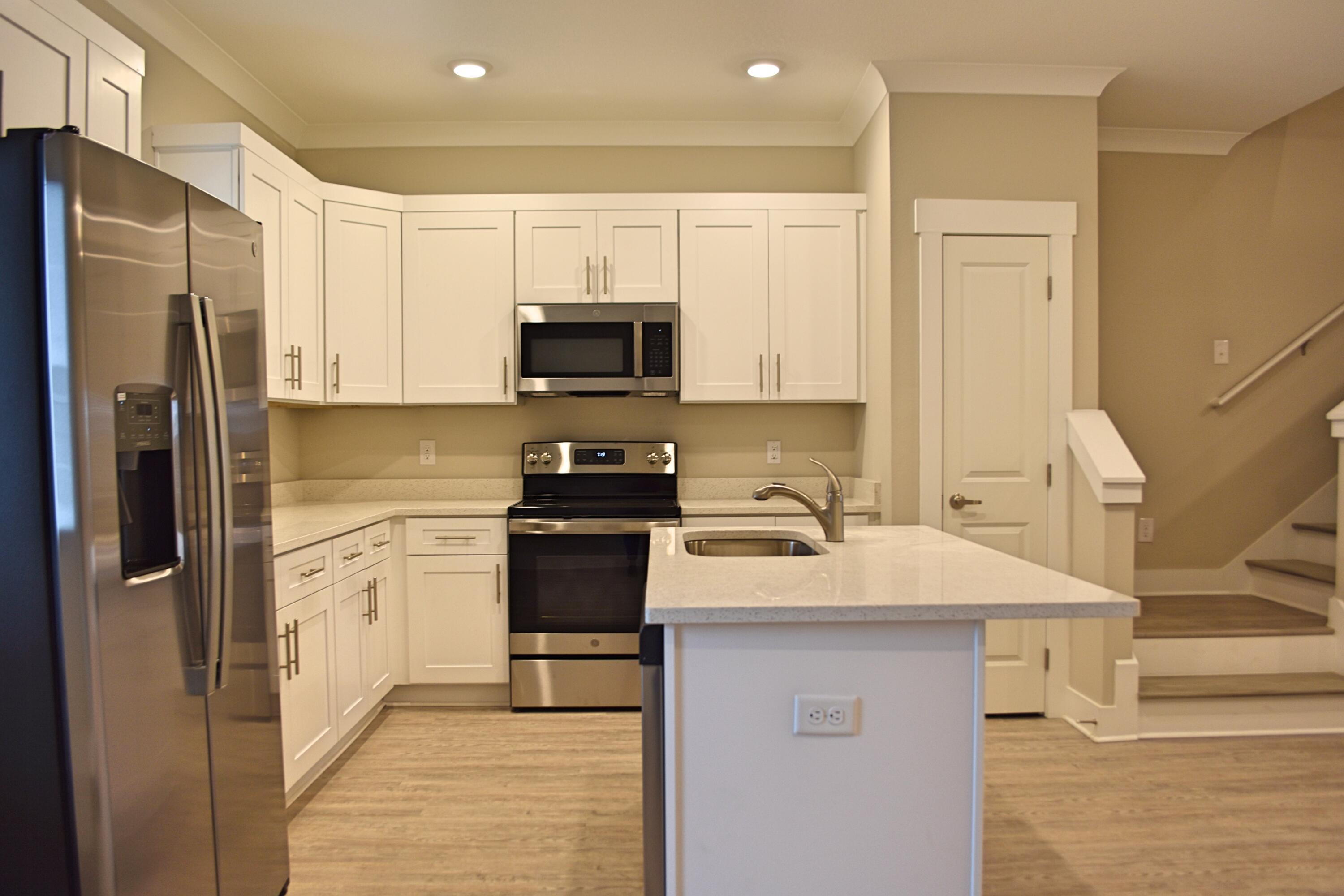 VERANDAS OF FREEPORT, THE - Residential Lease