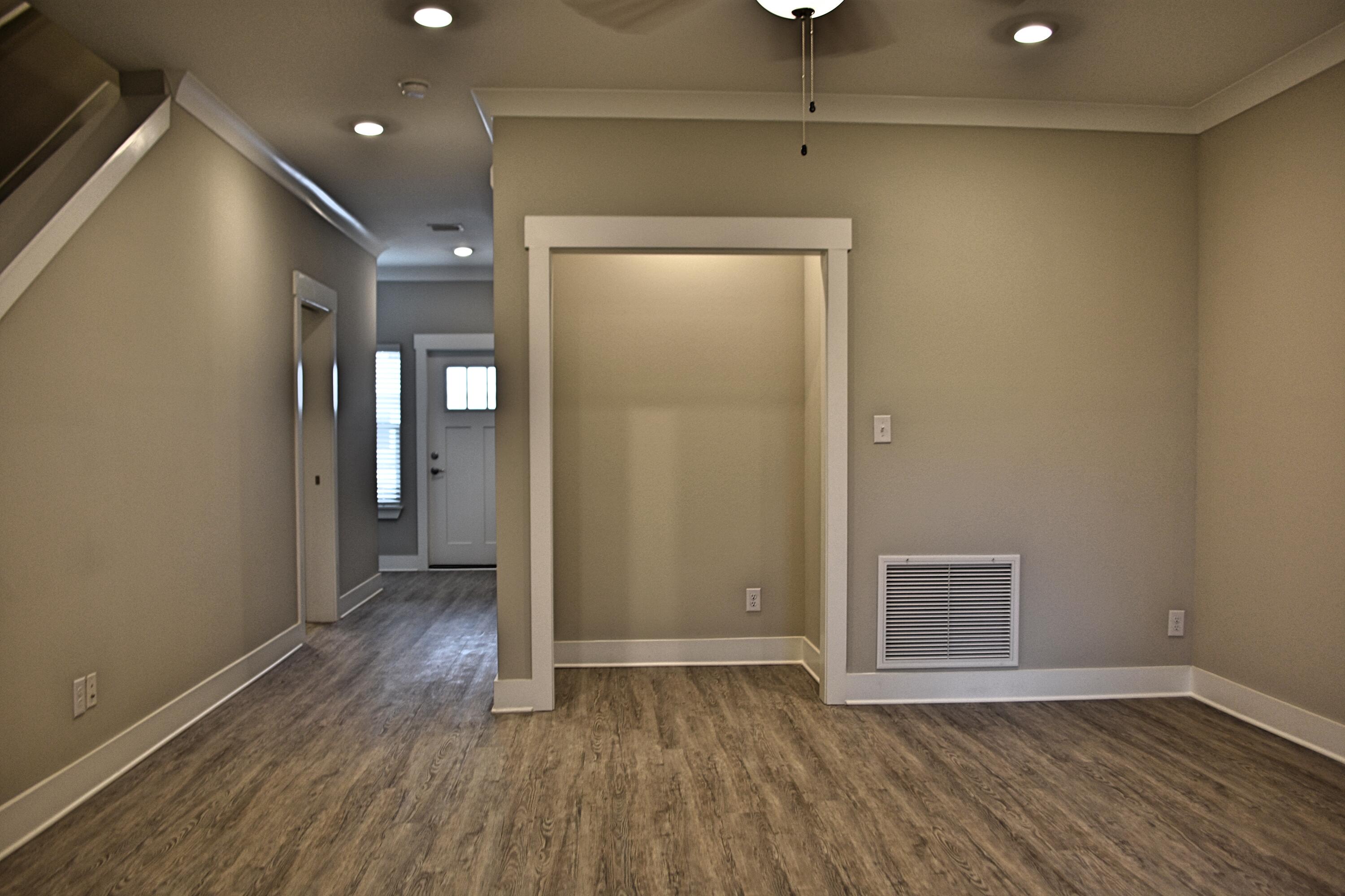 VERANDAS OF FREEPORT, THE - Residential Lease