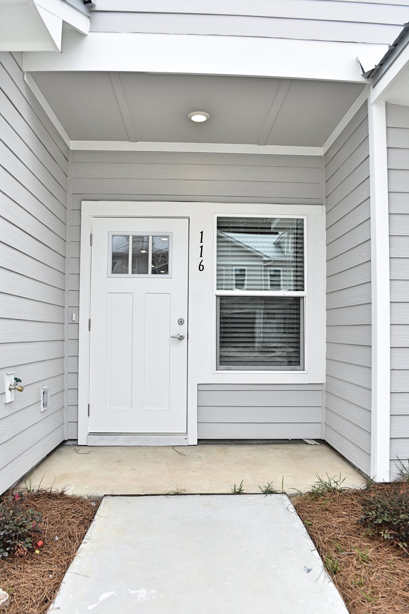 VERANDAS OF FREEPORT, THE - Residential Lease