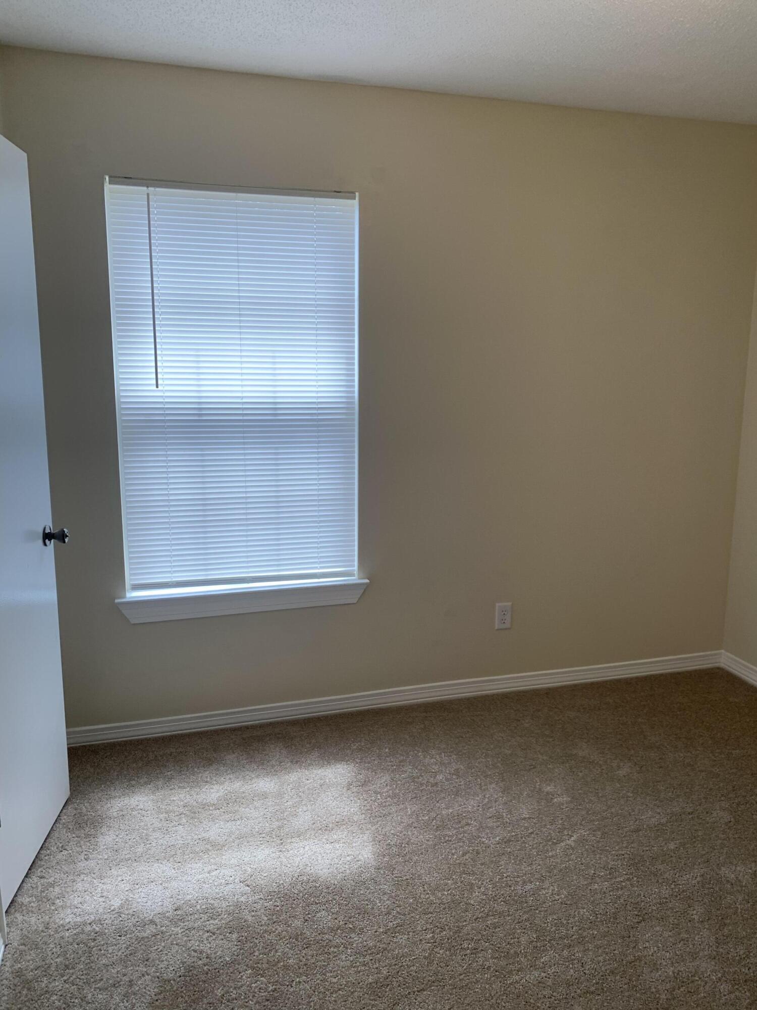 NO RECORDED SUBDIVISION - Residential Lease