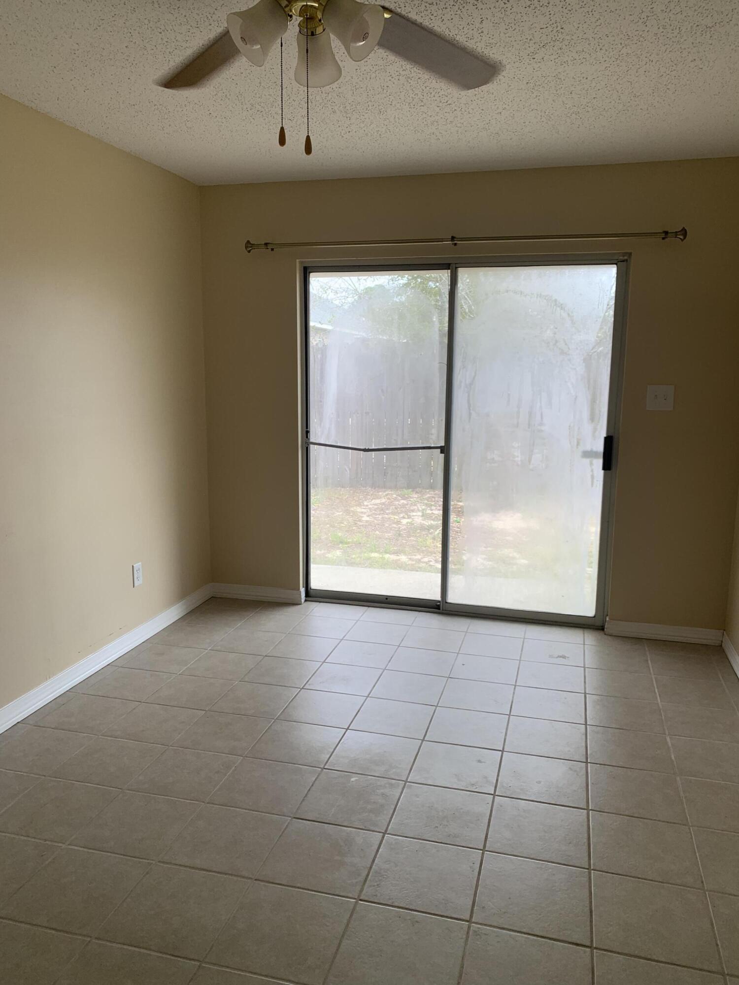 NO RECORDED SUBDIVISION - Residential Lease