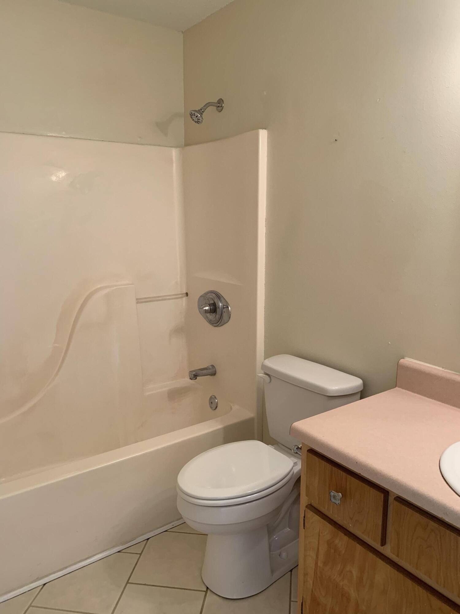 NO RECORDED SUBDIVISION - Residential Lease