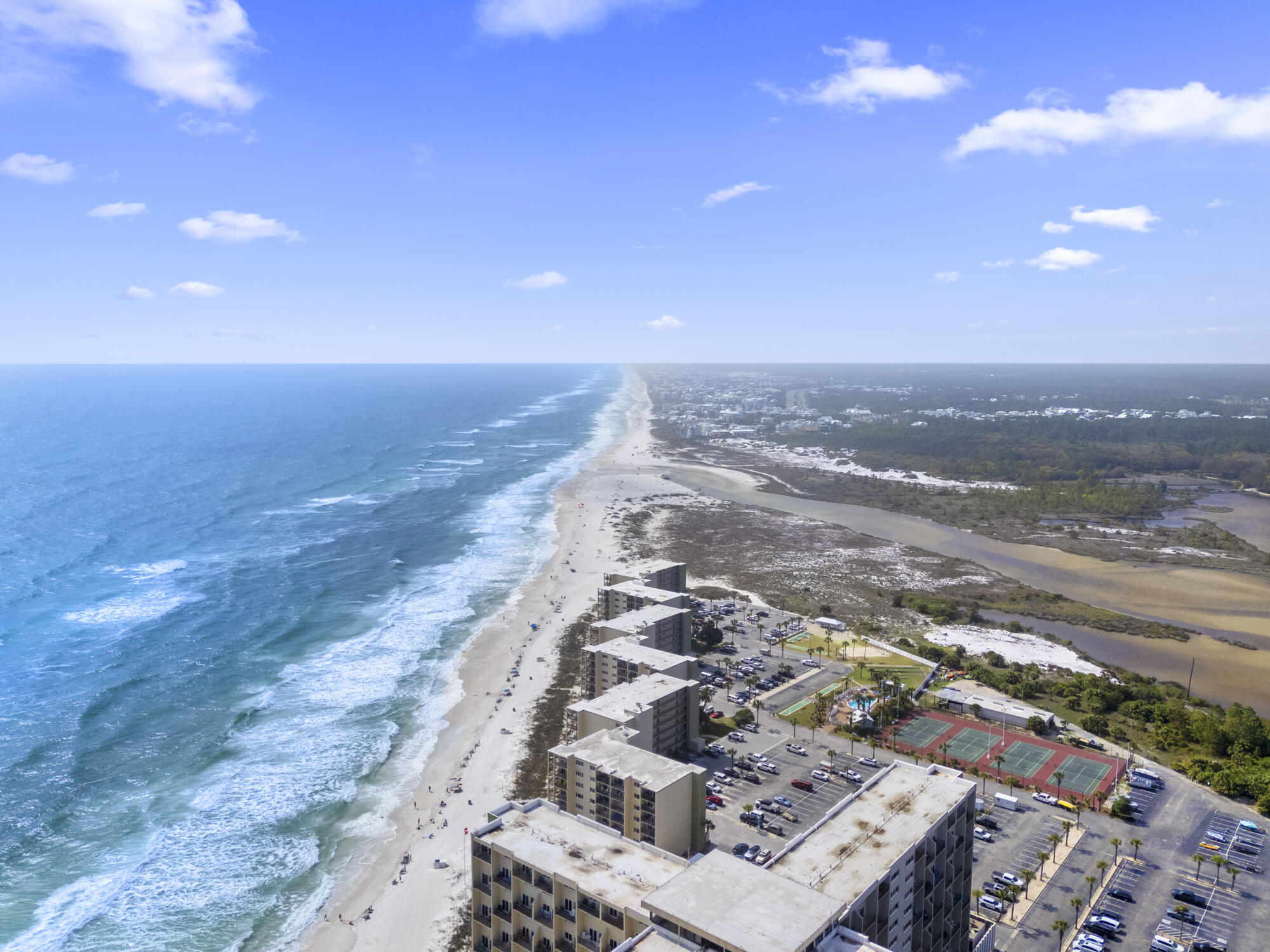 PINNACLE PORT - Residential