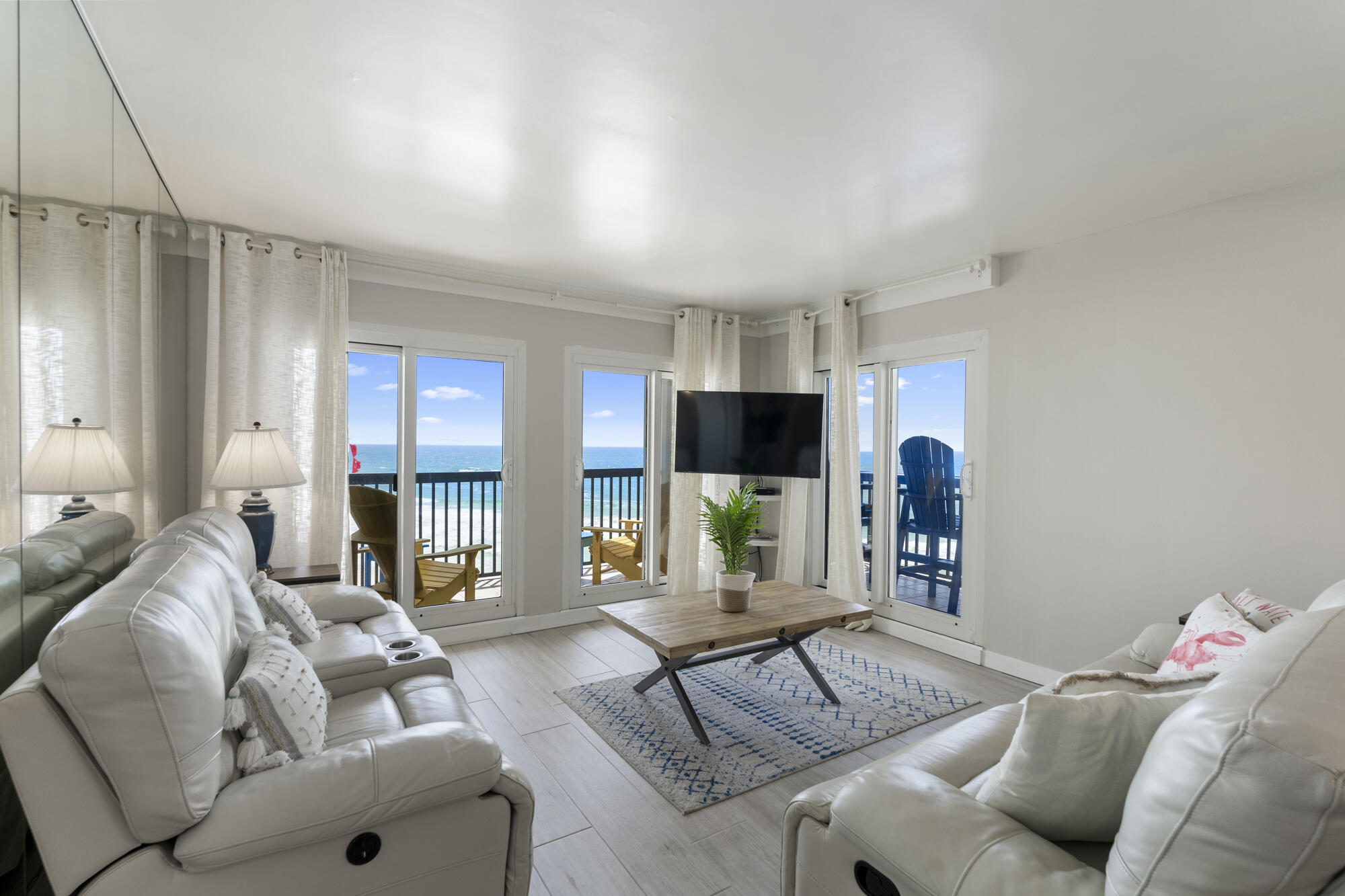 PINNACLE PORT - Residential