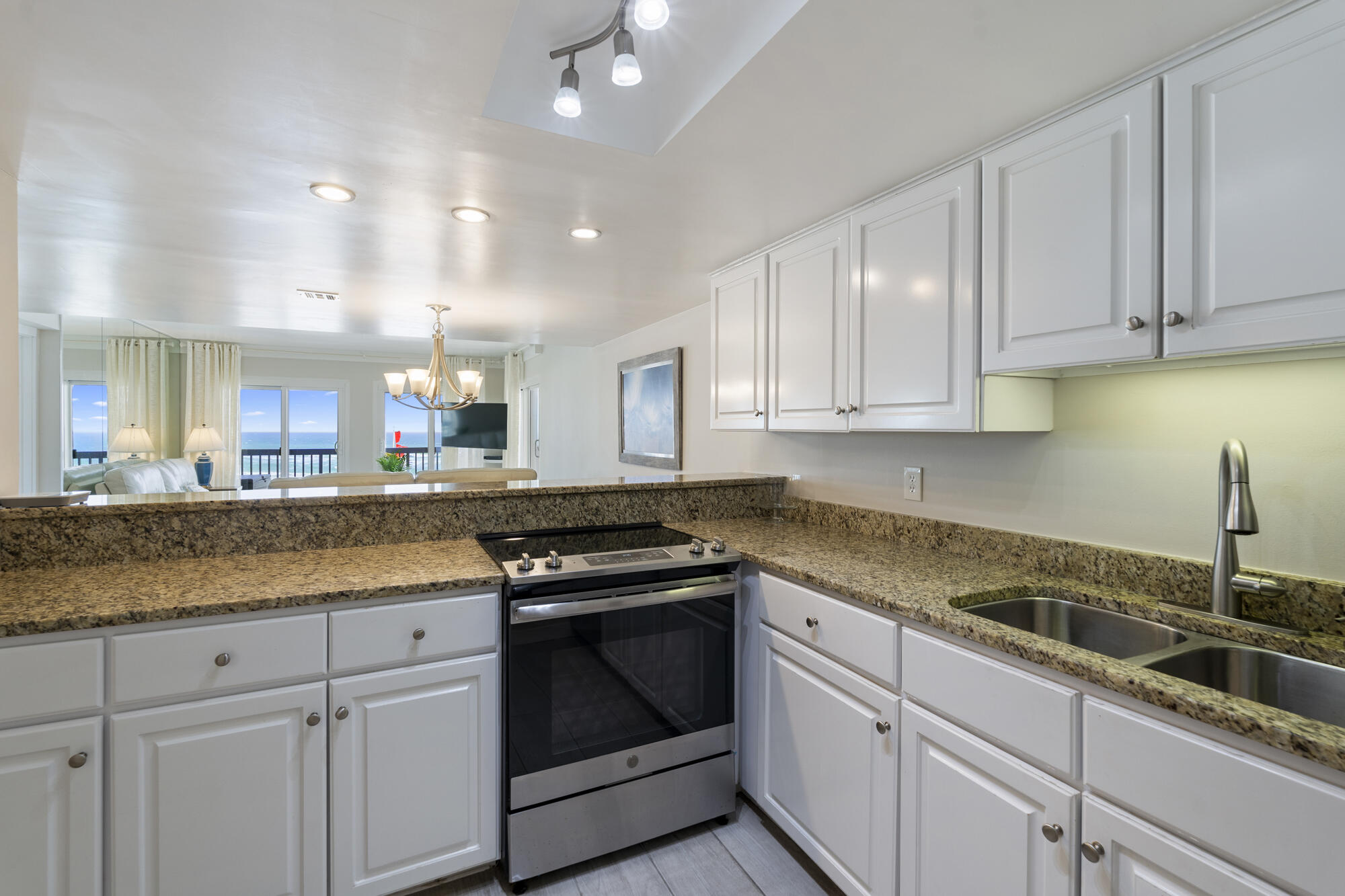 PINNACLE PORT - Residential