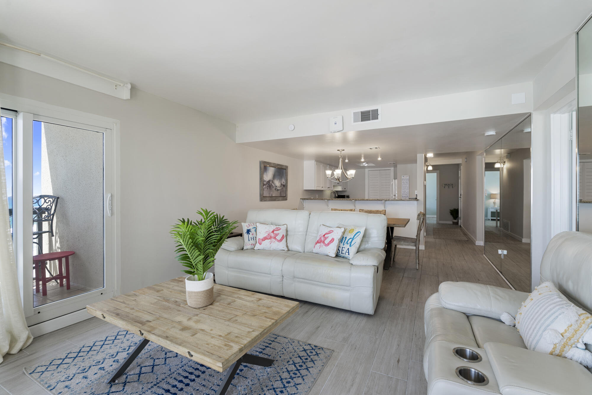 PINNACLE PORT - Residential