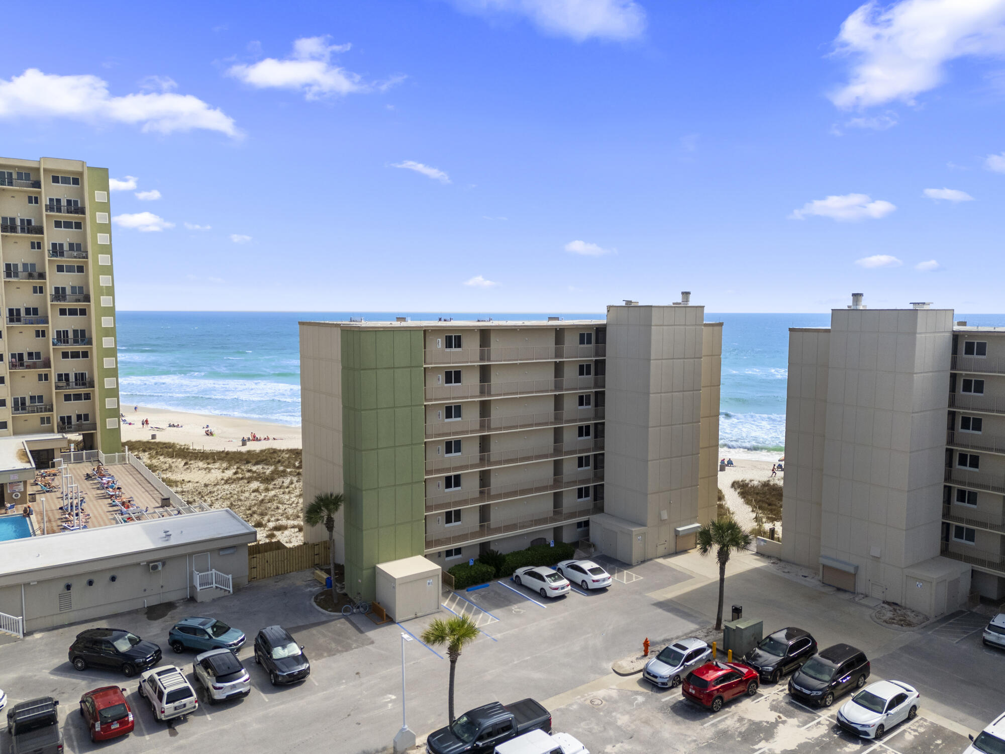 PINNACLE PORT - Residential
