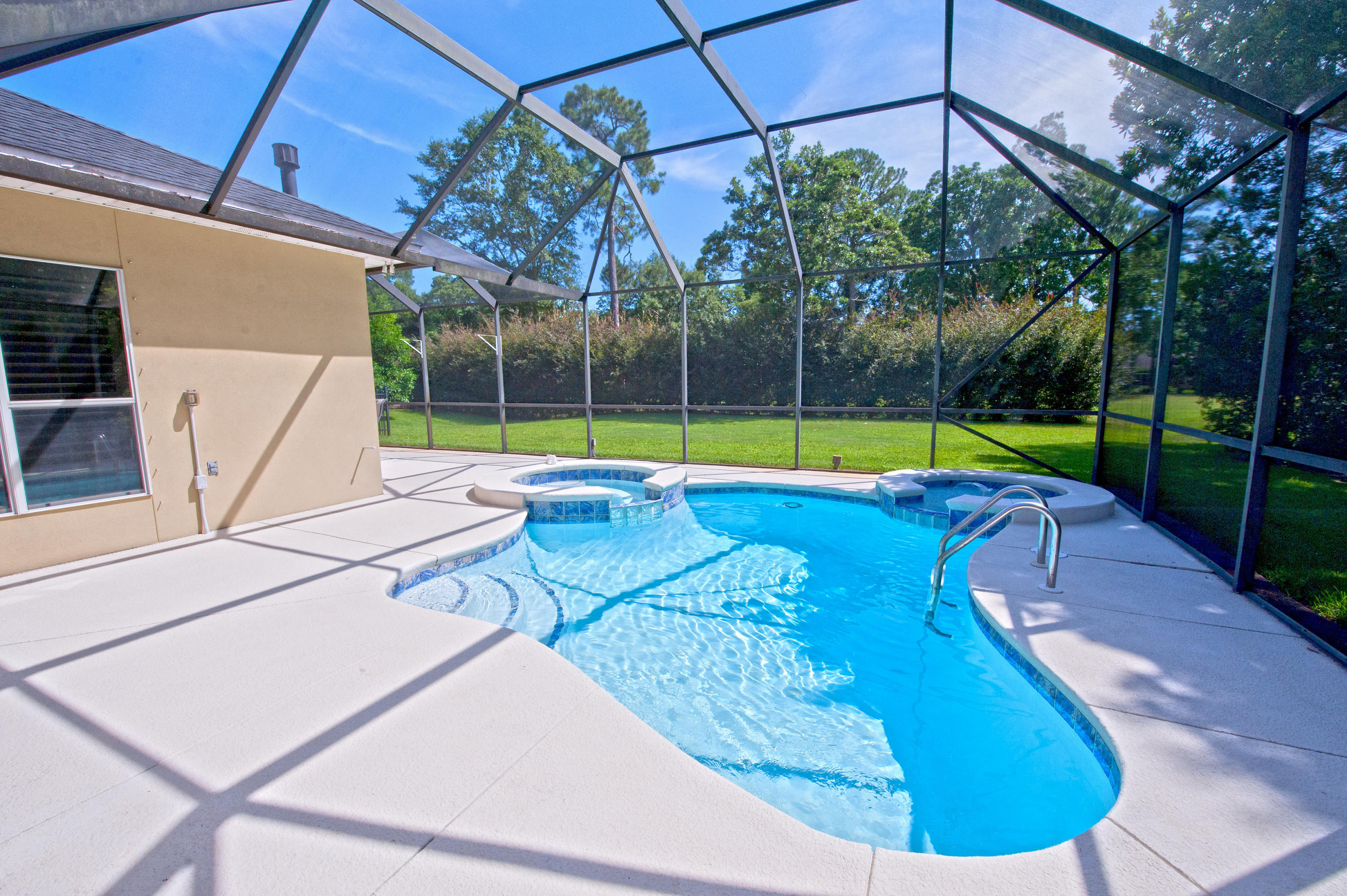 GLENLAKE PH 1 - Residential