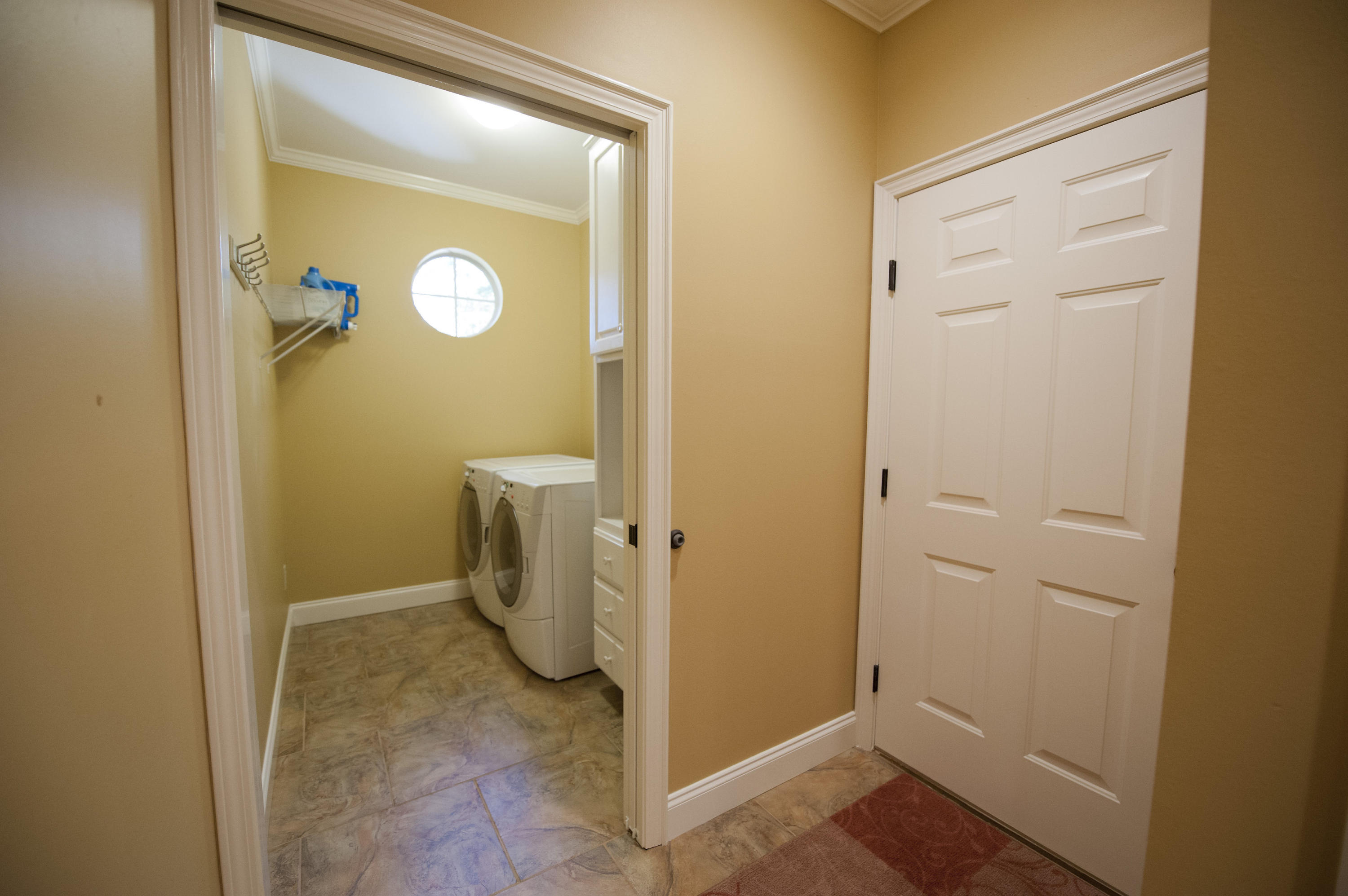 GLENLAKE PH 1 - Residential