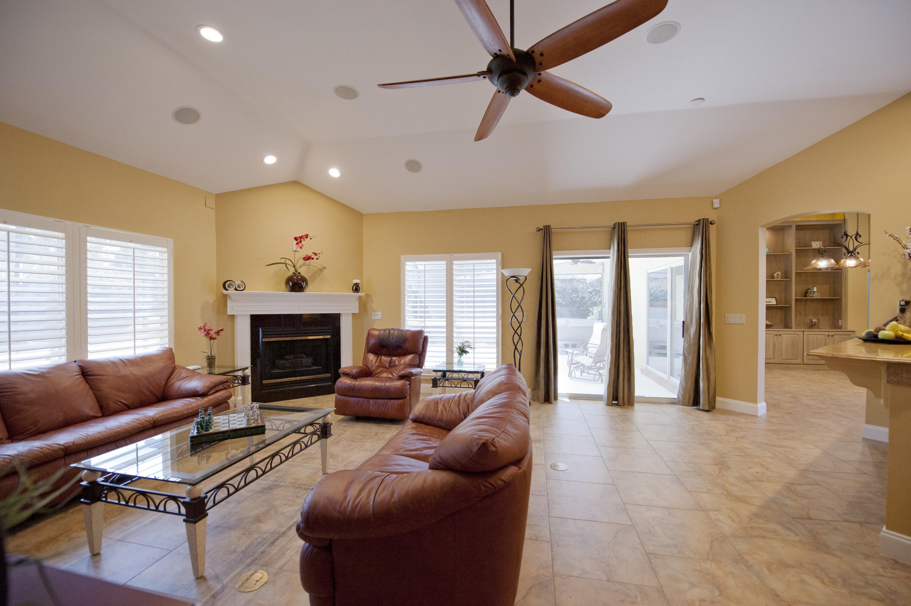 GLENLAKE PH 1 - Residential