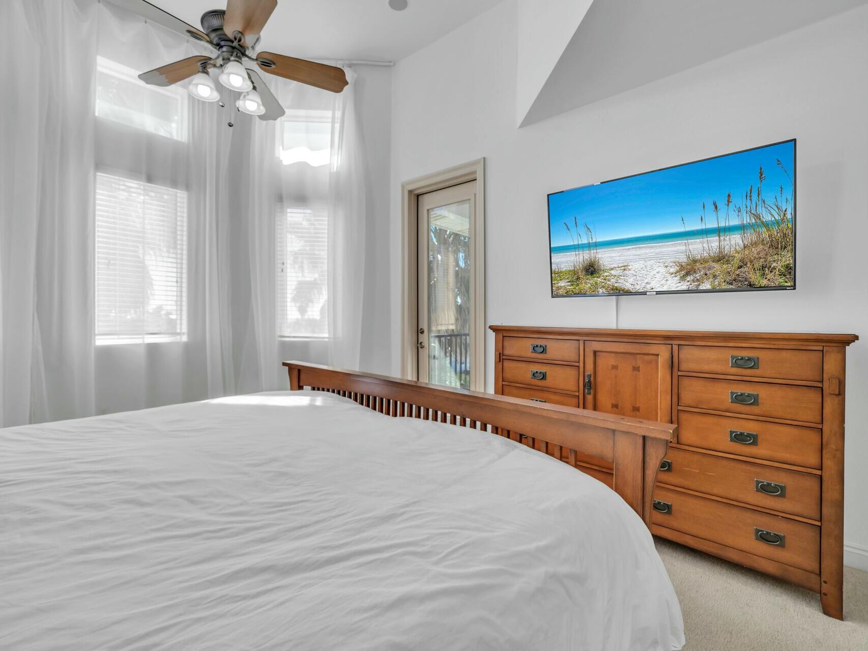 LAGUNA BEACH ESTATES 2ND ADDN - Residential