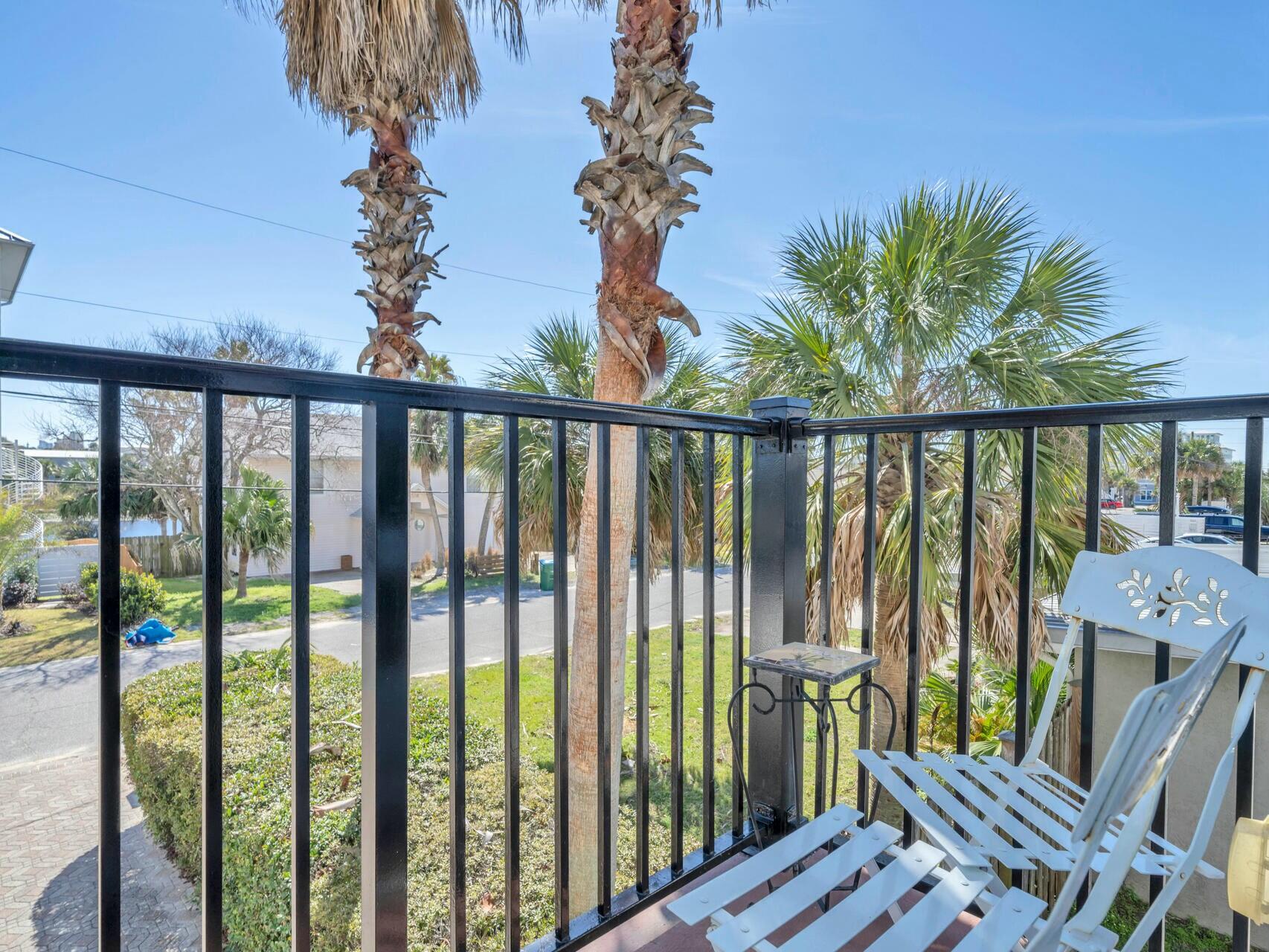 LAGUNA BEACH ESTATES 2ND ADDN - Residential