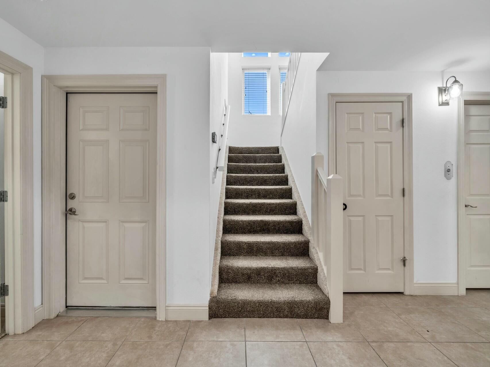 LAGUNA BEACH ESTATES 2ND ADDN - Residential