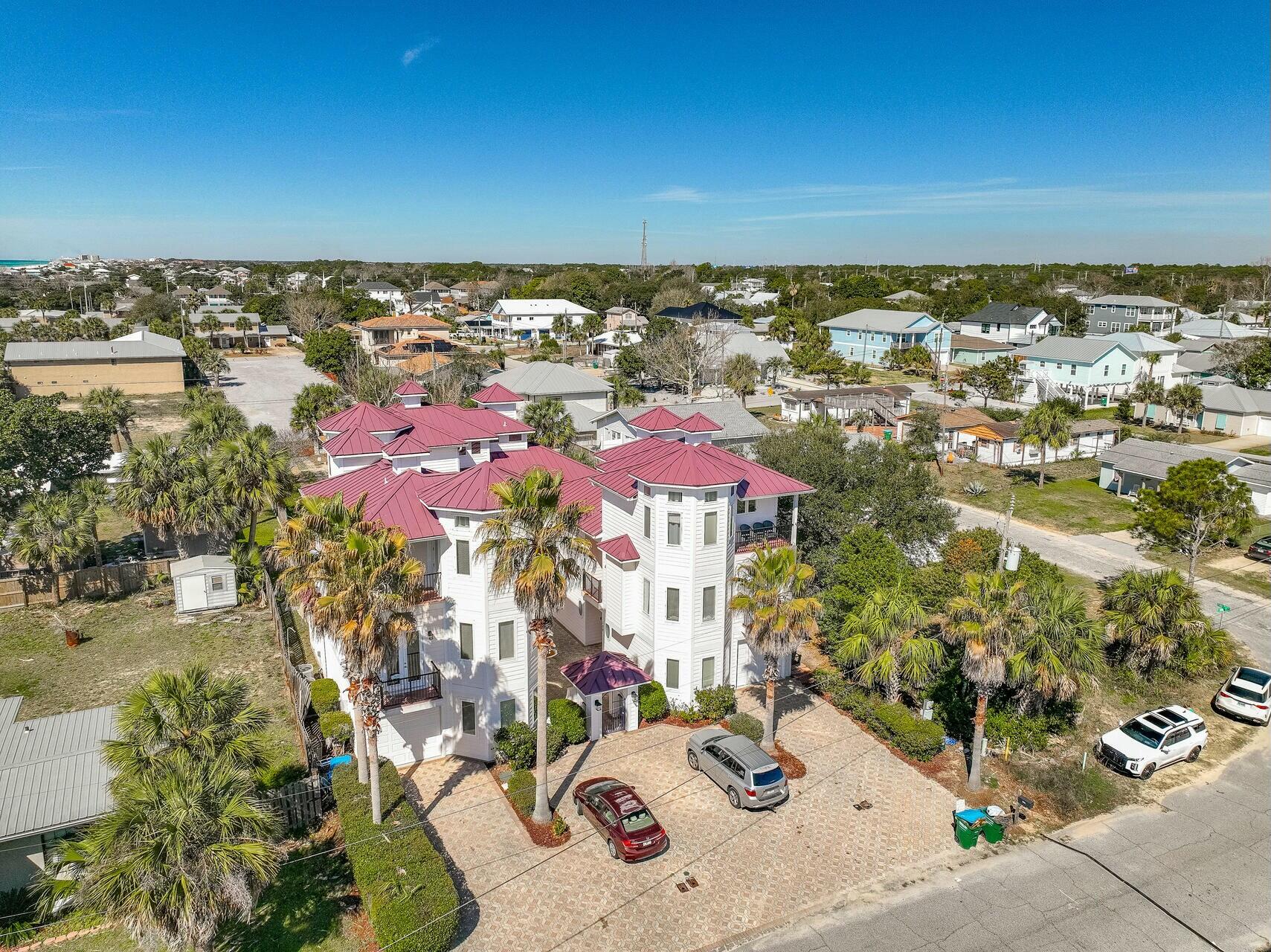 LAGUNA BEACH ESTATES 2ND ADDN - Residential