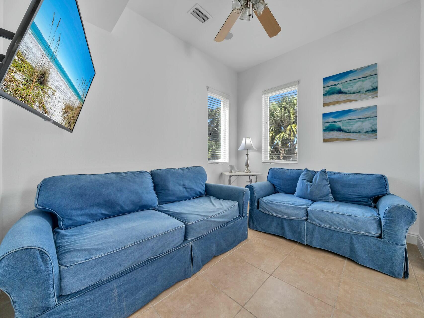 LAGUNA BEACH ESTATES 2ND ADDN - Residential