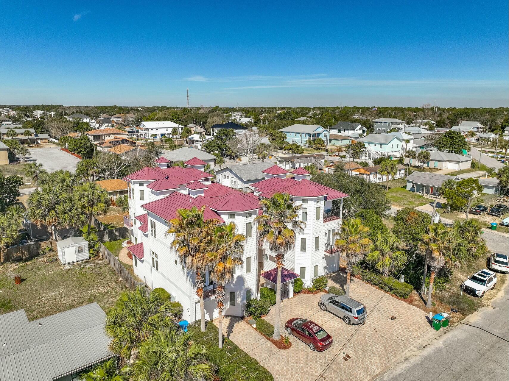 LAGUNA BEACH ESTATES 2ND ADDN - Residential