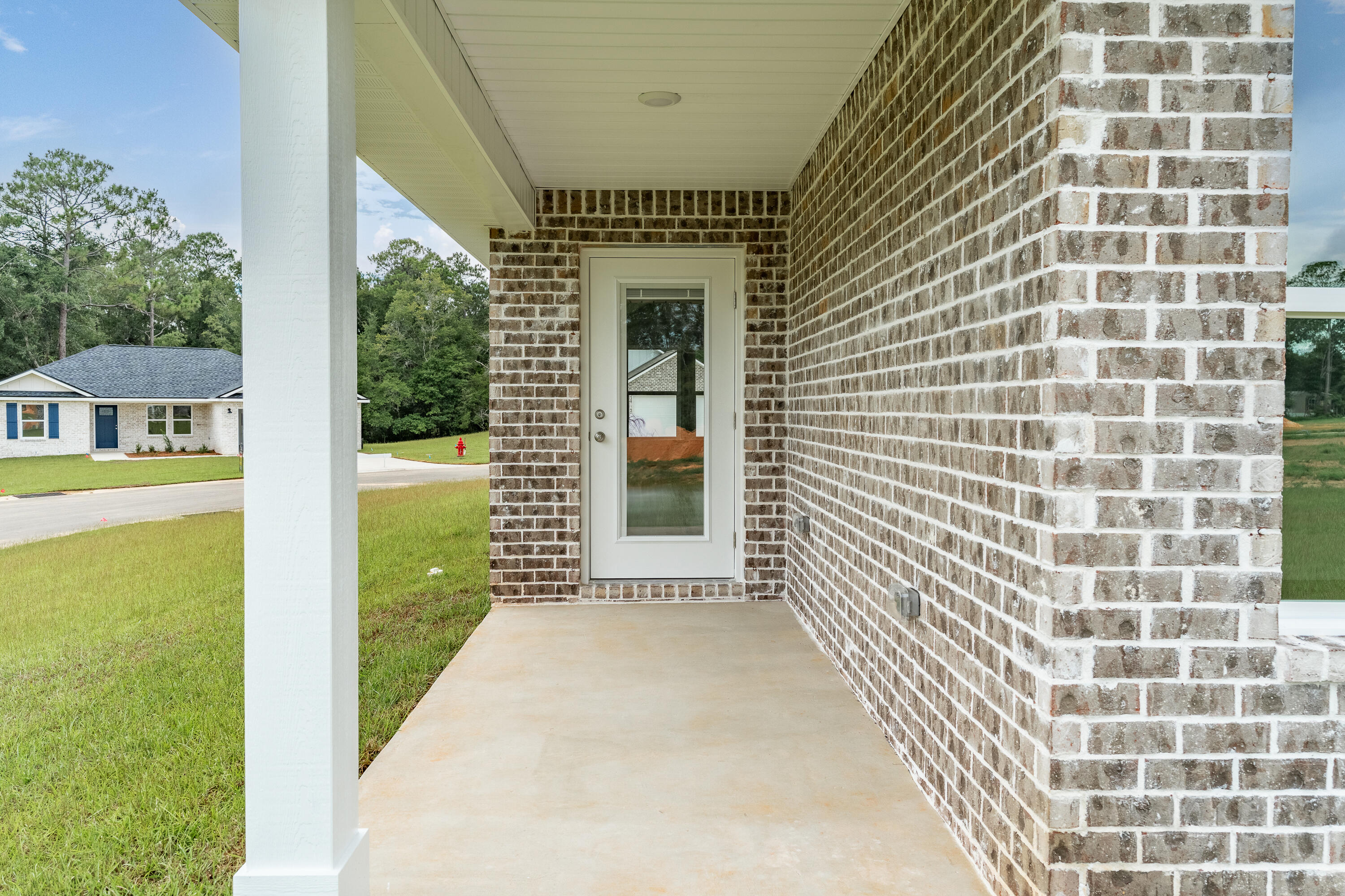 SOUTHERN DAY CHATEAU - Residential