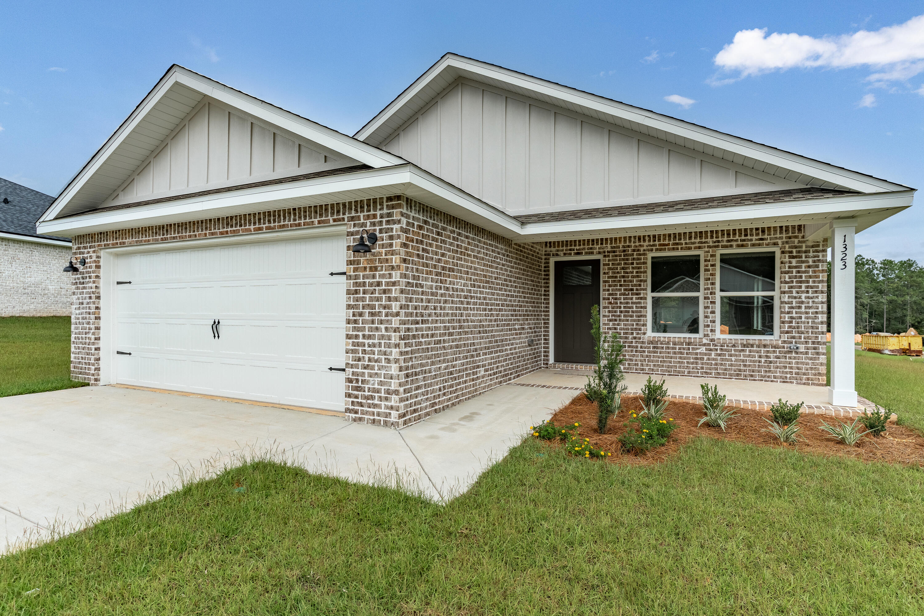 SOUTHERN DAY CHATEAU - Residential