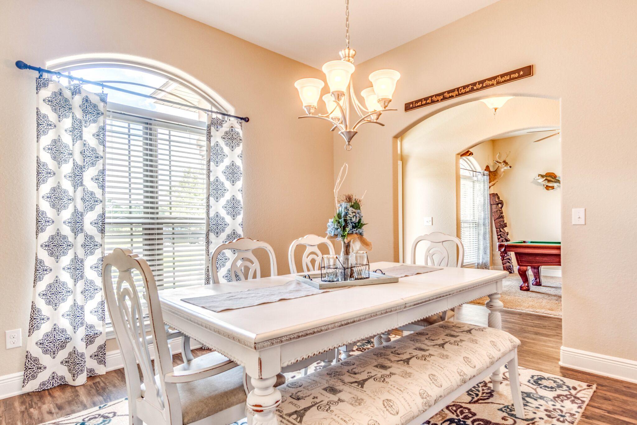 MOSSY OAKS - Residential