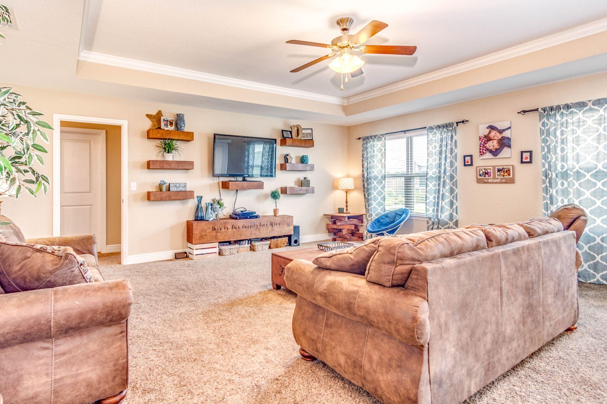 MOSSY OAKS - Residential