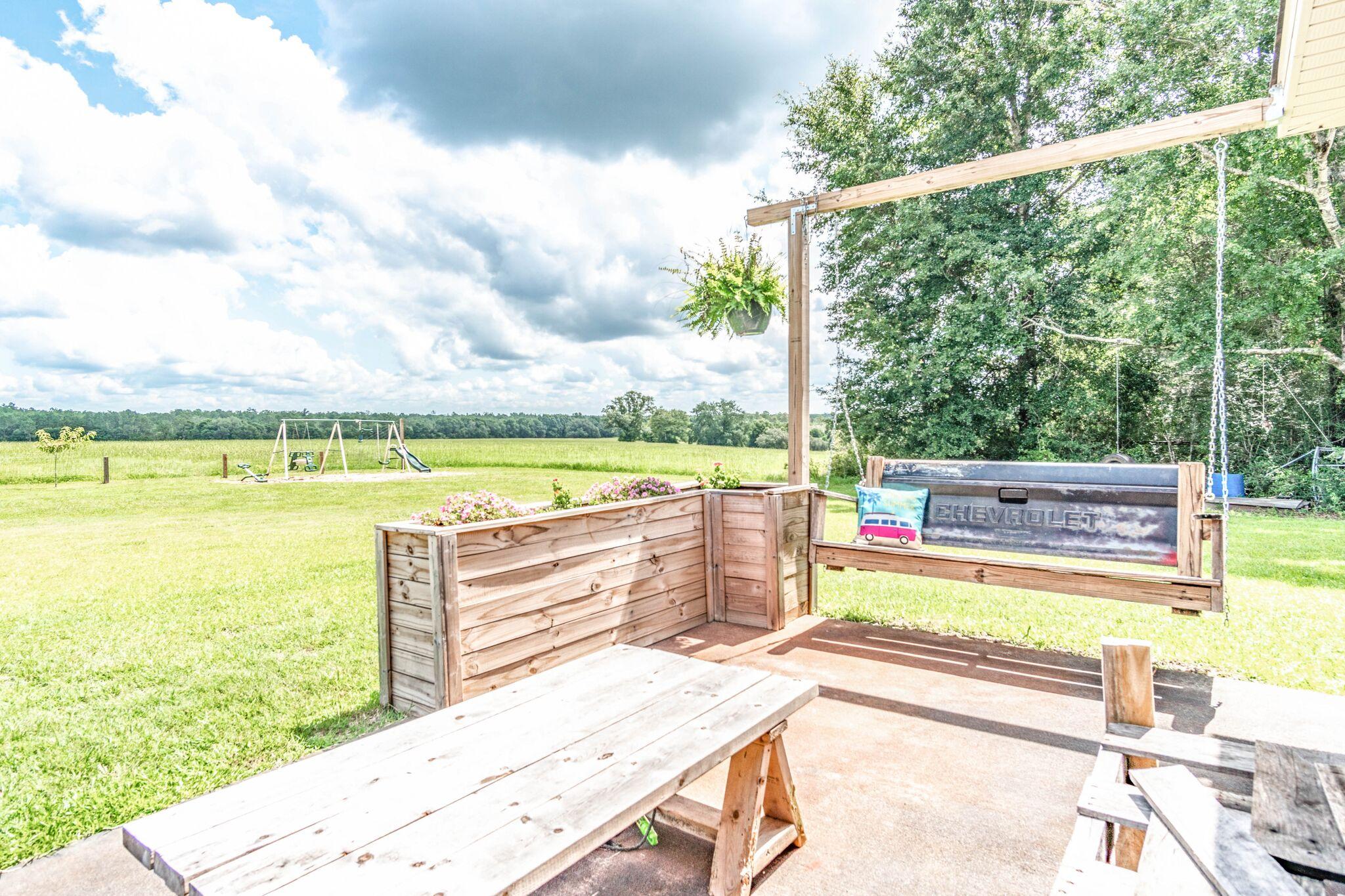 MOSSY OAKS - Residential