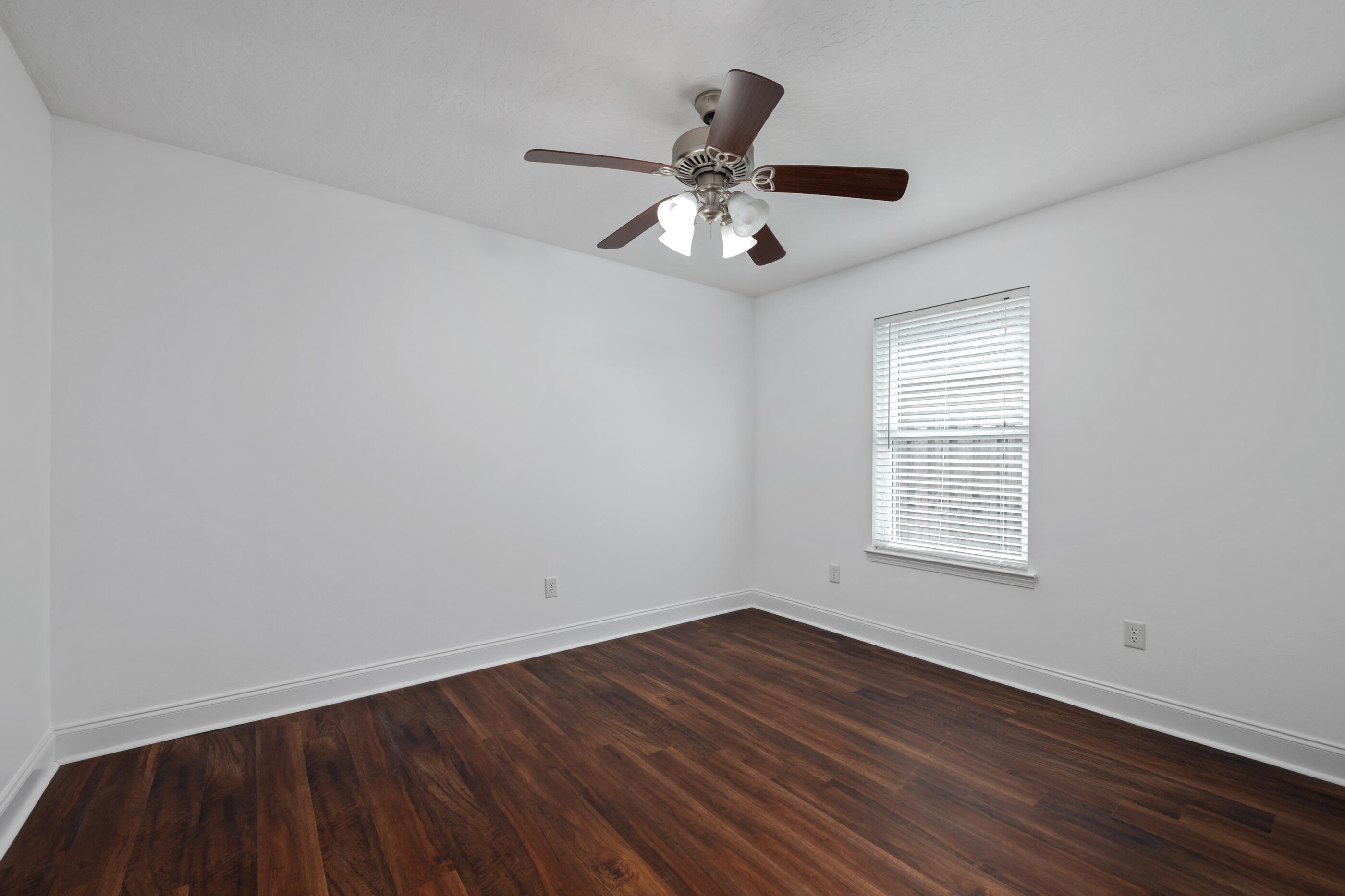 BRIDGEPORT COLONY - Residential