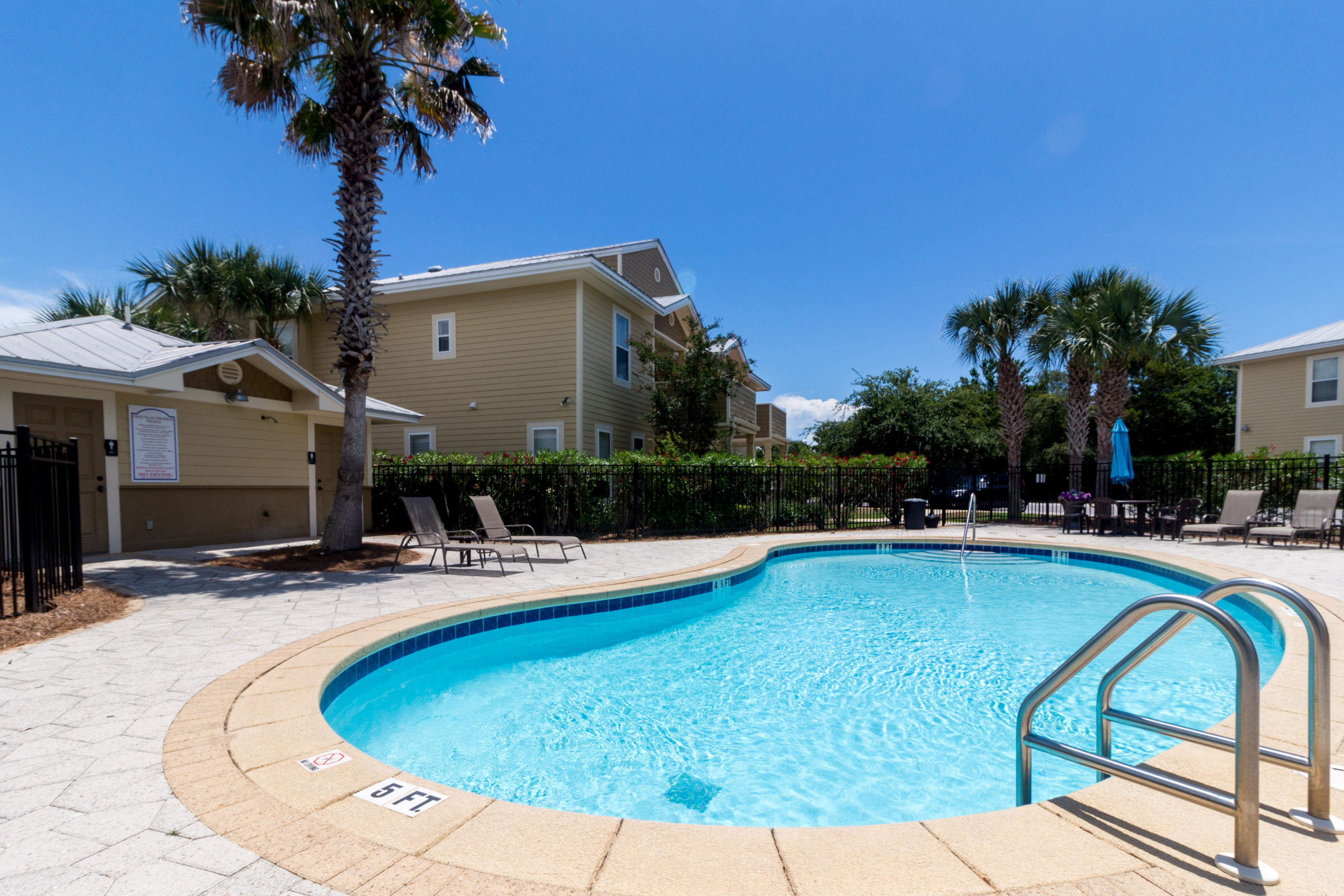 TOPSAIL VILLAGE - Residential