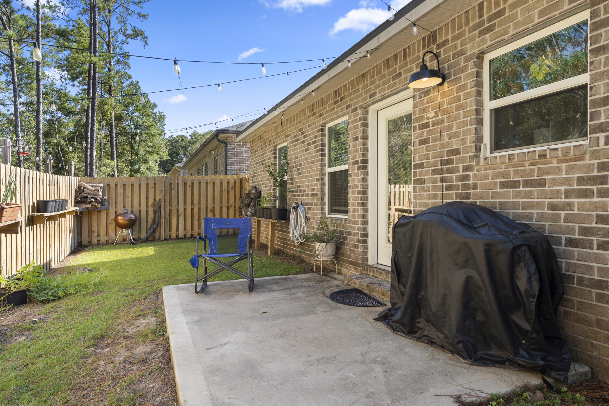 LAUREL OAKS S/D - Residential