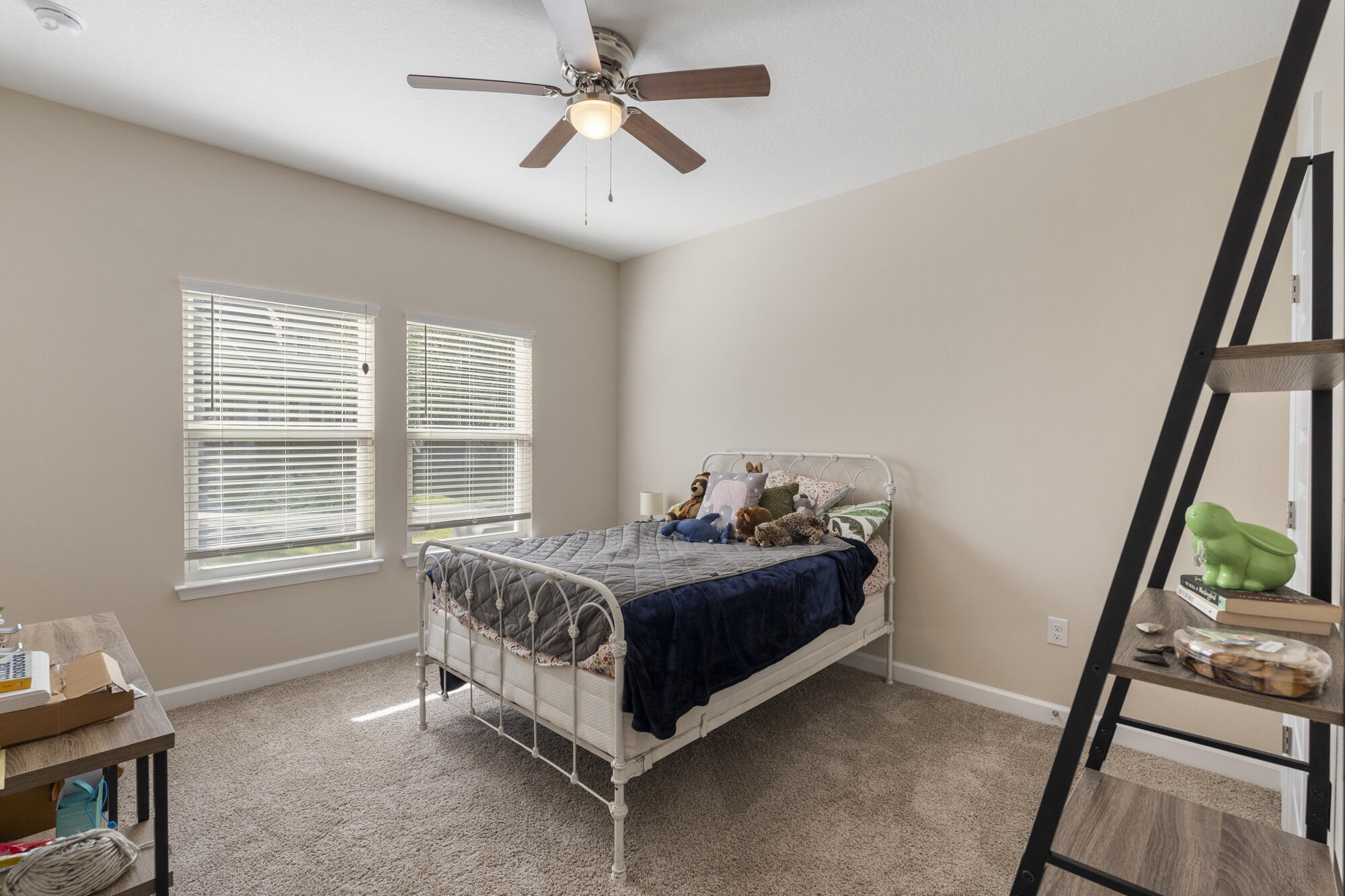LAUREL OAKS S/D - Residential