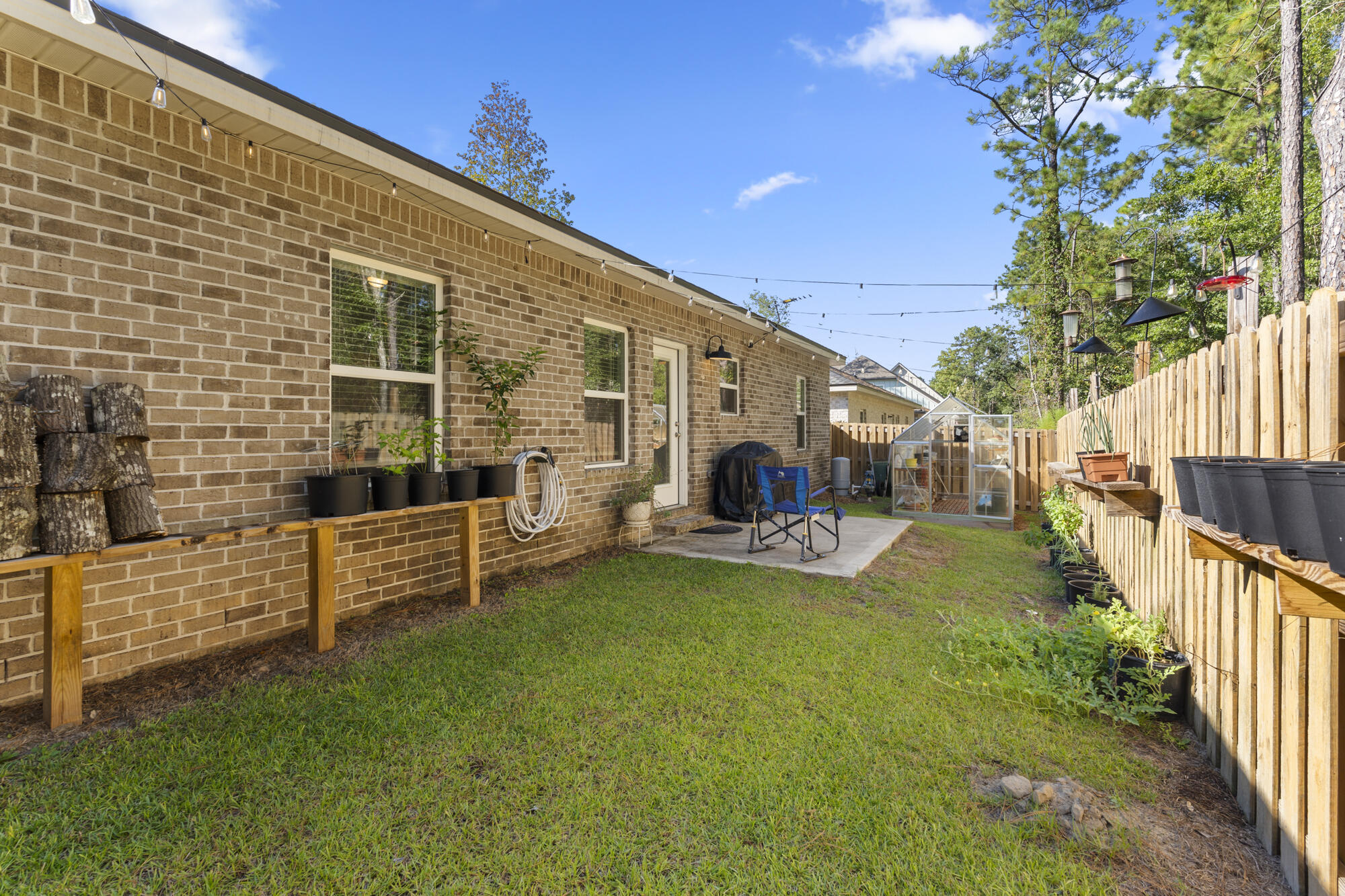 LAUREL OAKS S/D - Residential