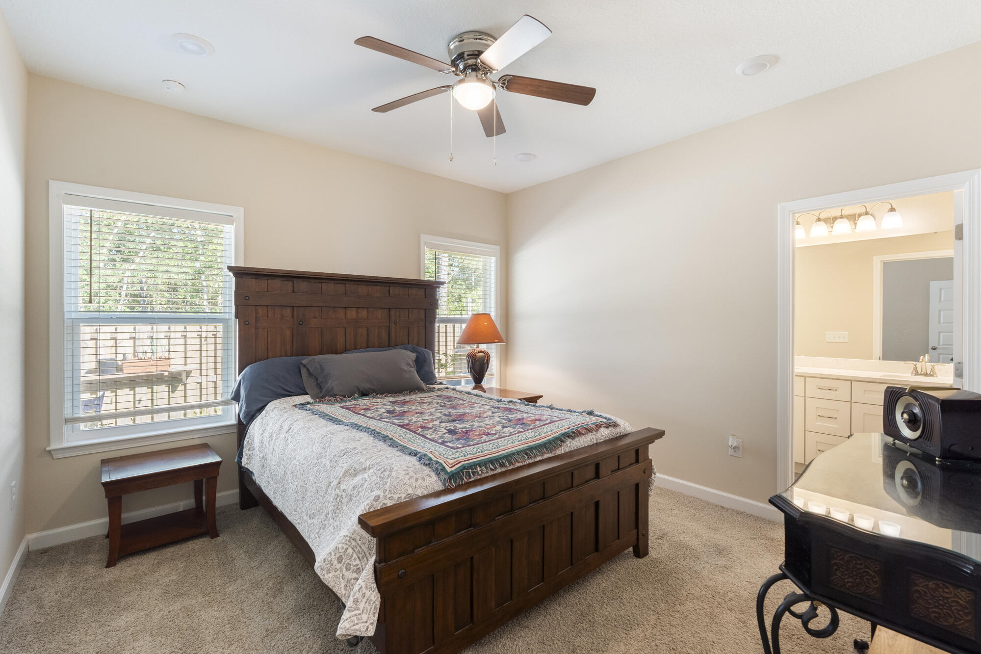 LAUREL OAKS S/D - Residential
