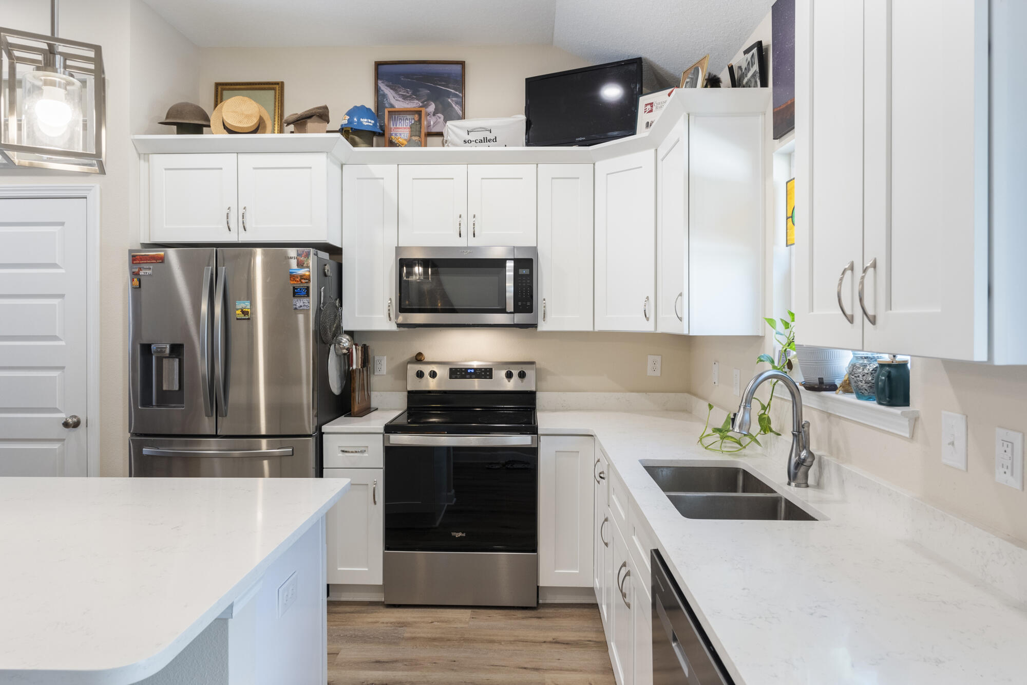 LAUREL OAKS S/D - Residential