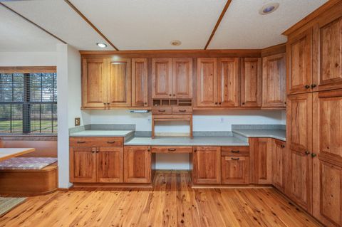 A home in DeFuniak Springs
