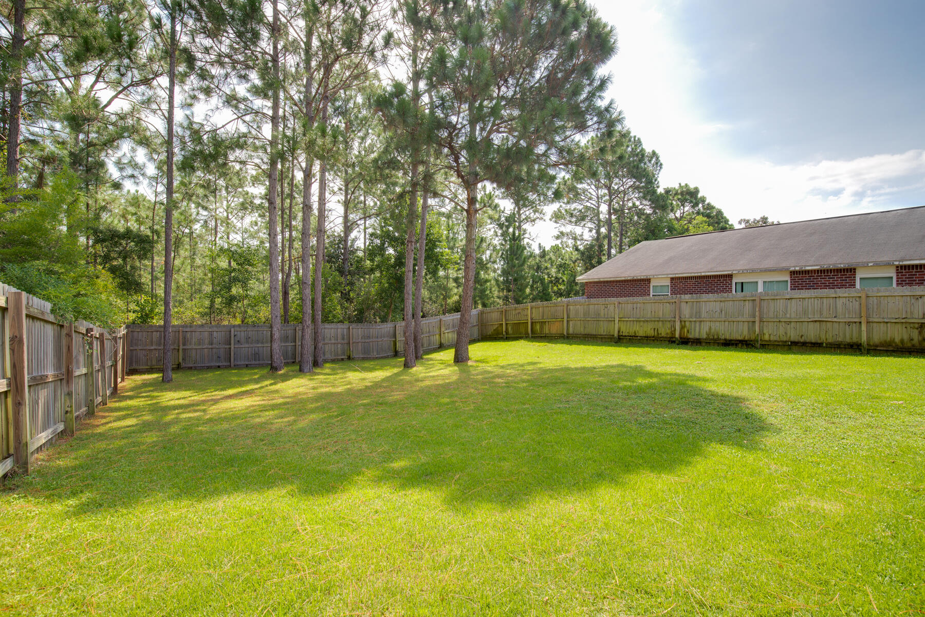 HIDDEN SHORES - Residential