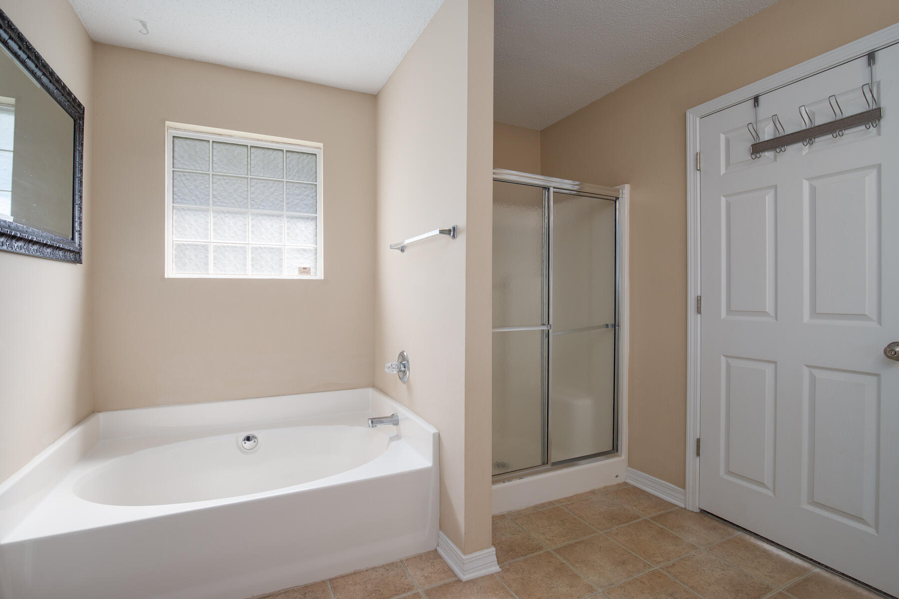 HIDDEN SHORES - Residential