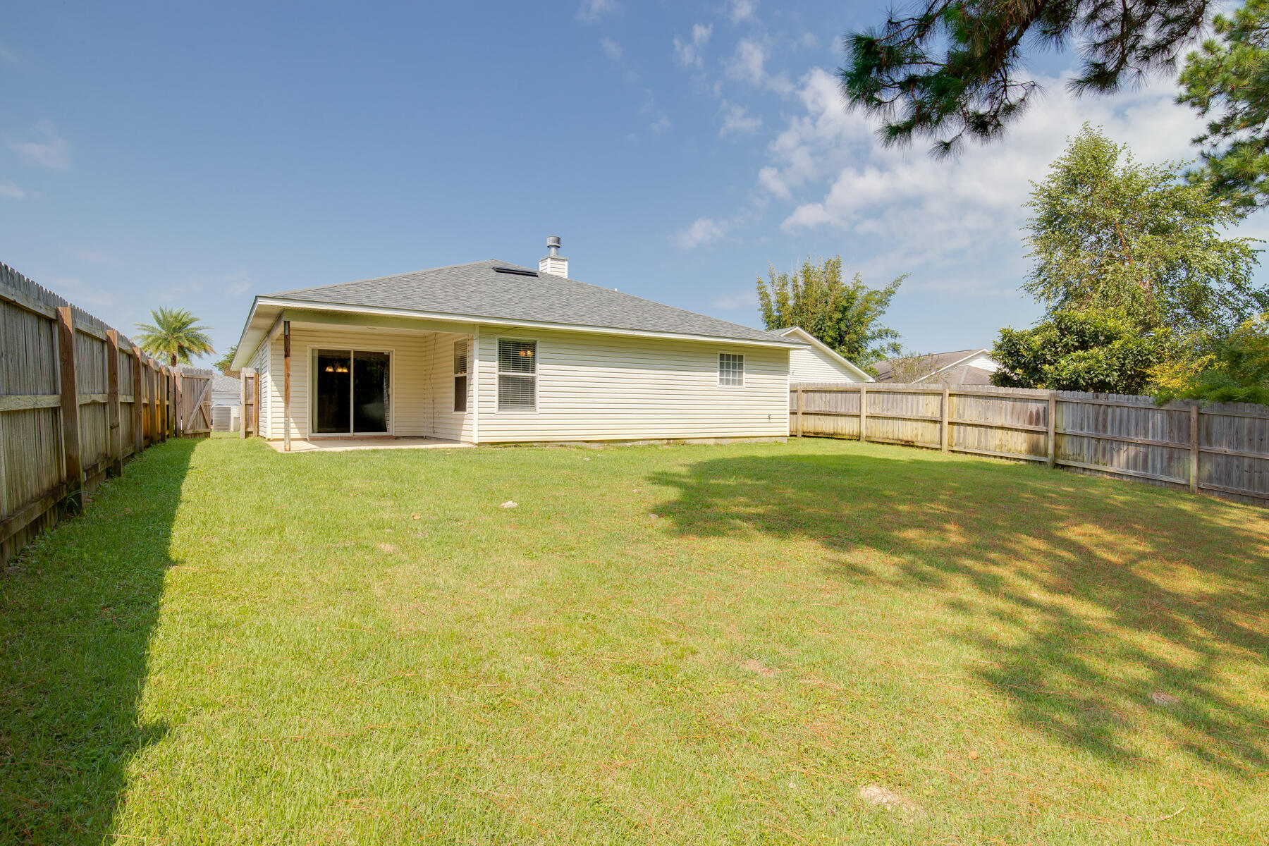 HIDDEN SHORES - Residential