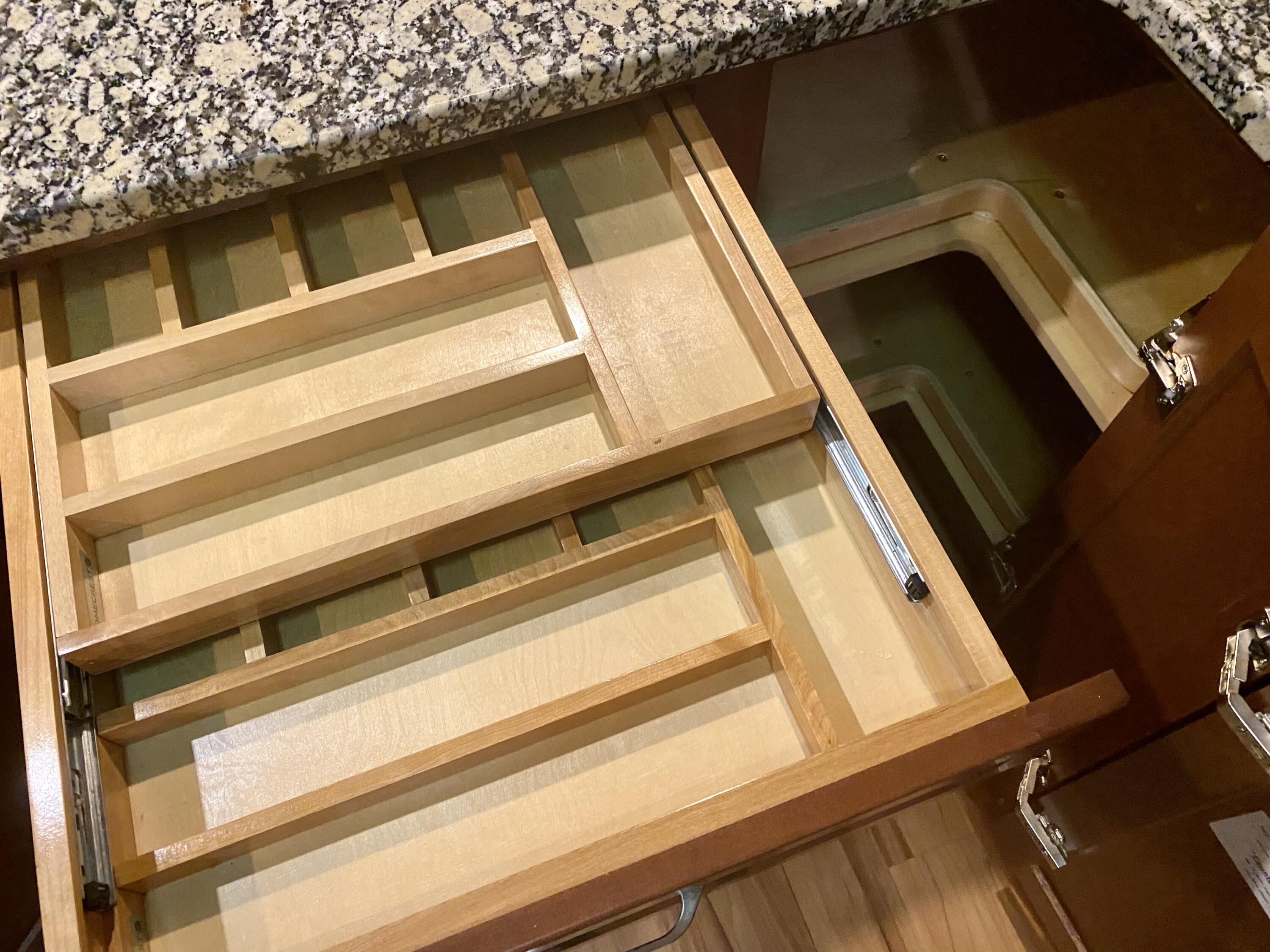 HIDDEN SHORES - Residential