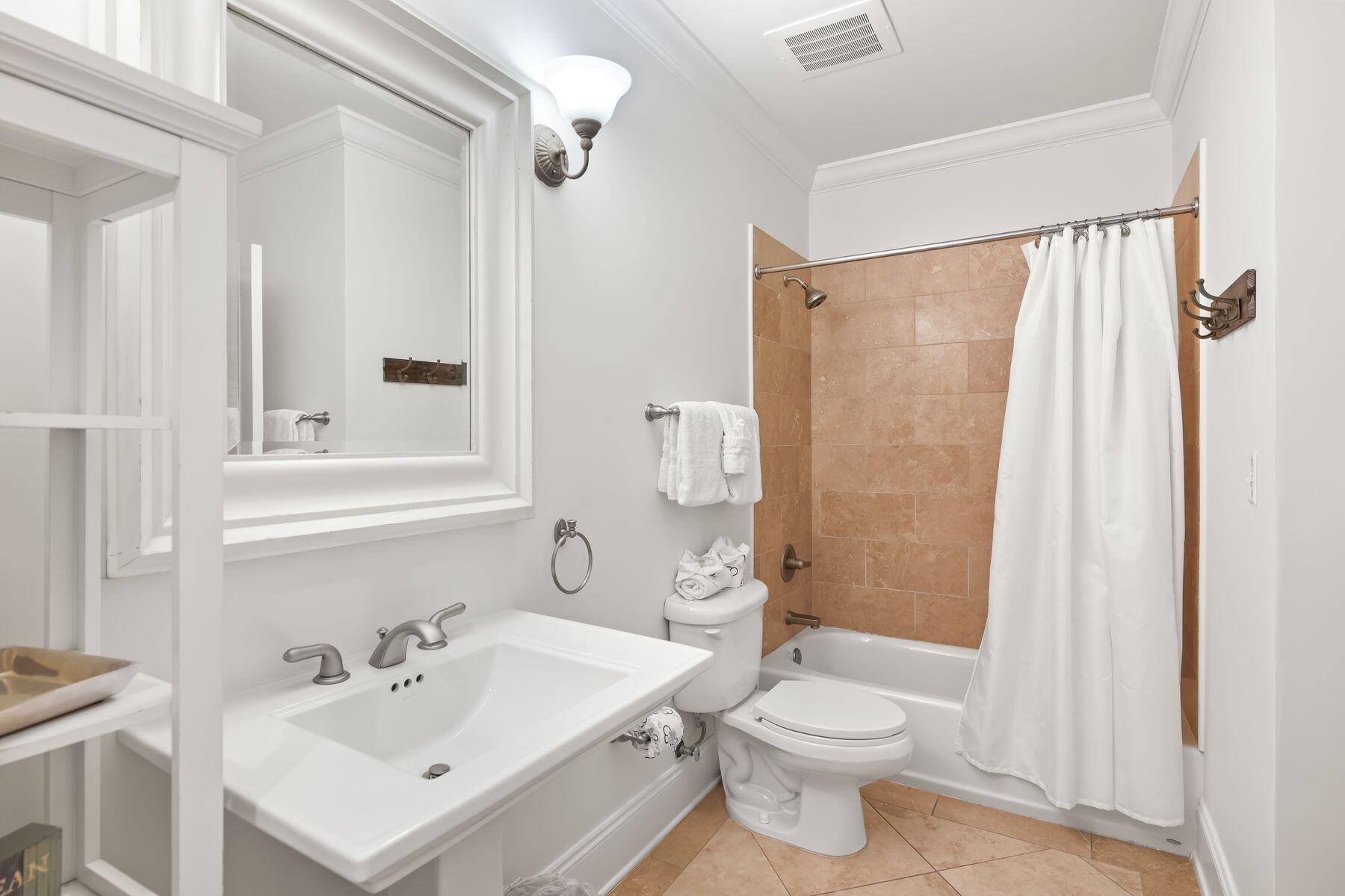 ADAGIO - Residential