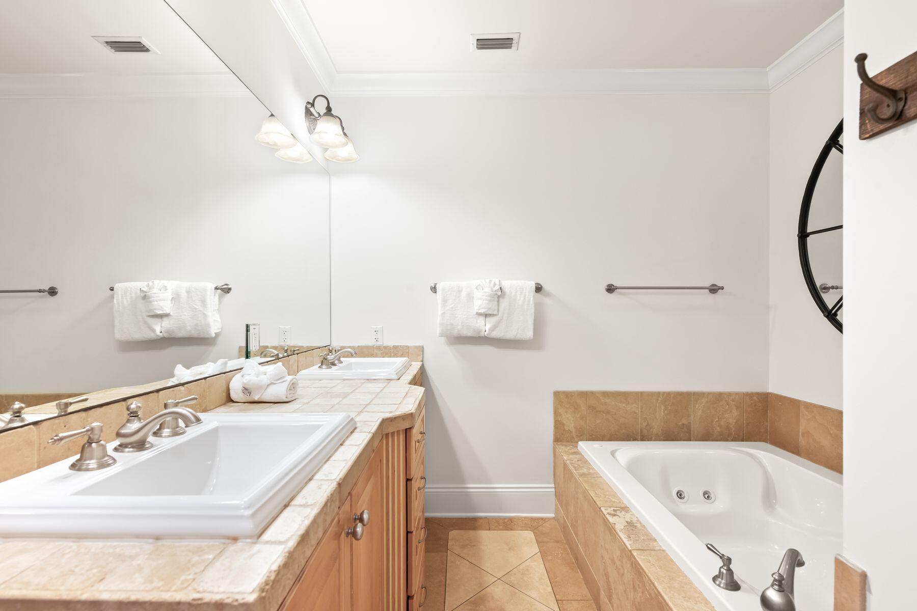 ADAGIO - Residential