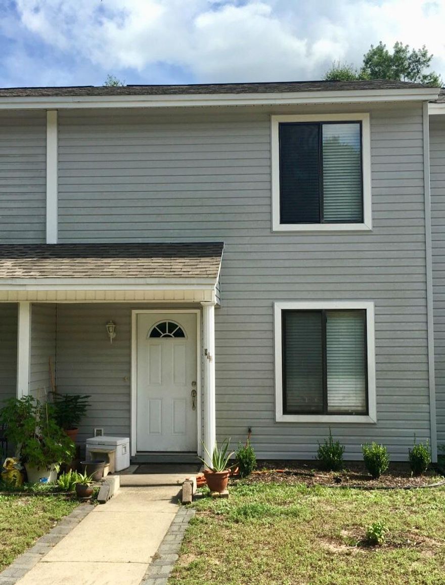 This is a great property for first time home buyers or investors! It is located close to Northwest Florida State College, Military bases, Ruckel Middle and Niceville High School. With its' 2 bedrooms, 1.5 baths, nice layout and fenced back yard - it won't last long. Roof with wind mitigation certificate - 2012, Replaced inside HVAC 2010, Replaced outside HVAC 2012, Kitchen Updates, 2009, Refrigerator 2013. Call today for your showing!