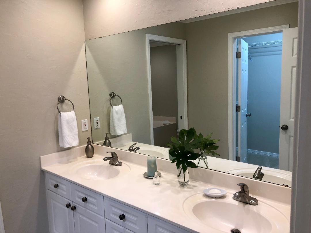 BAYSIDE - Residential