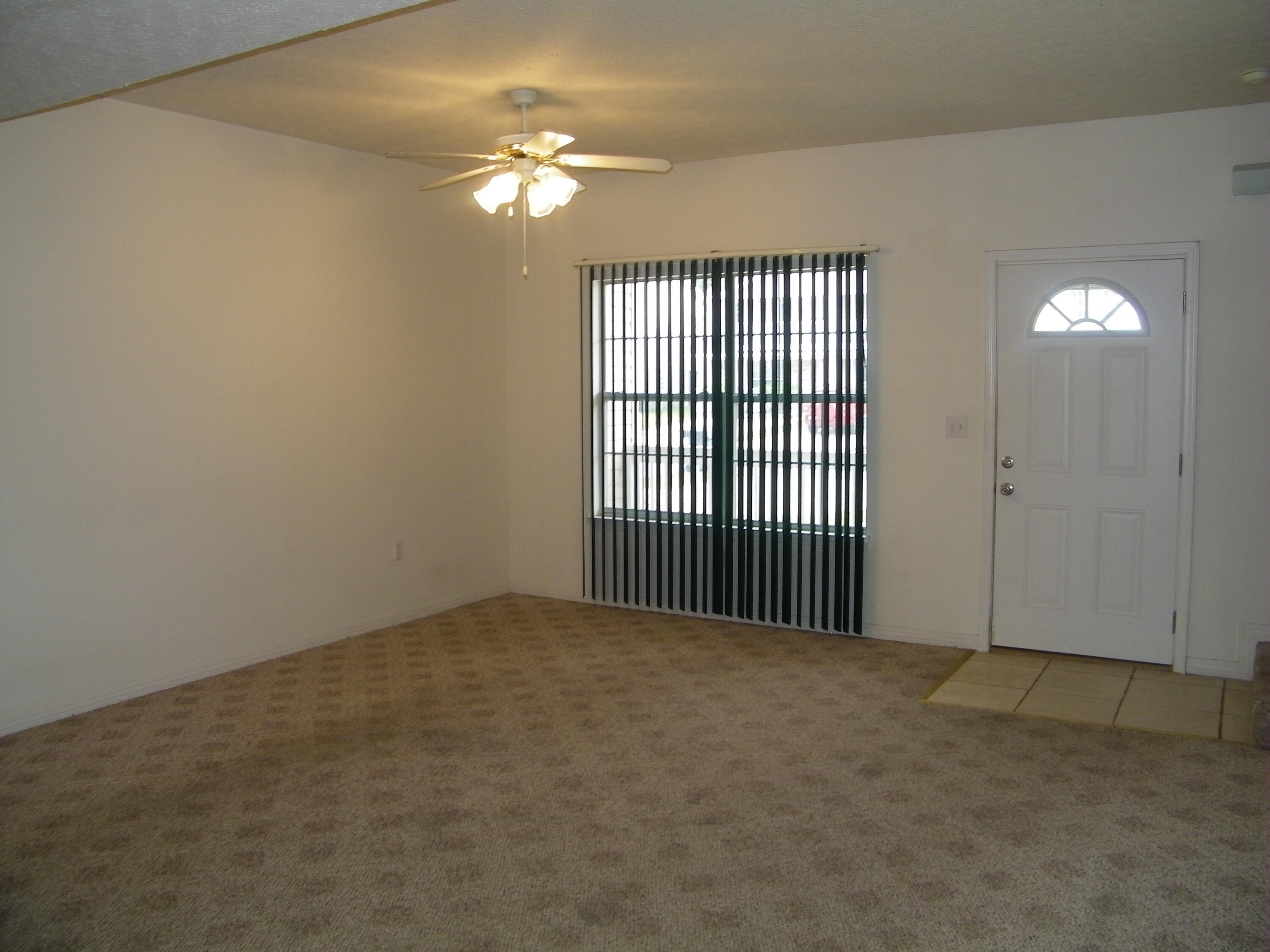 CHATELAINE ESTATES S/D - Residential