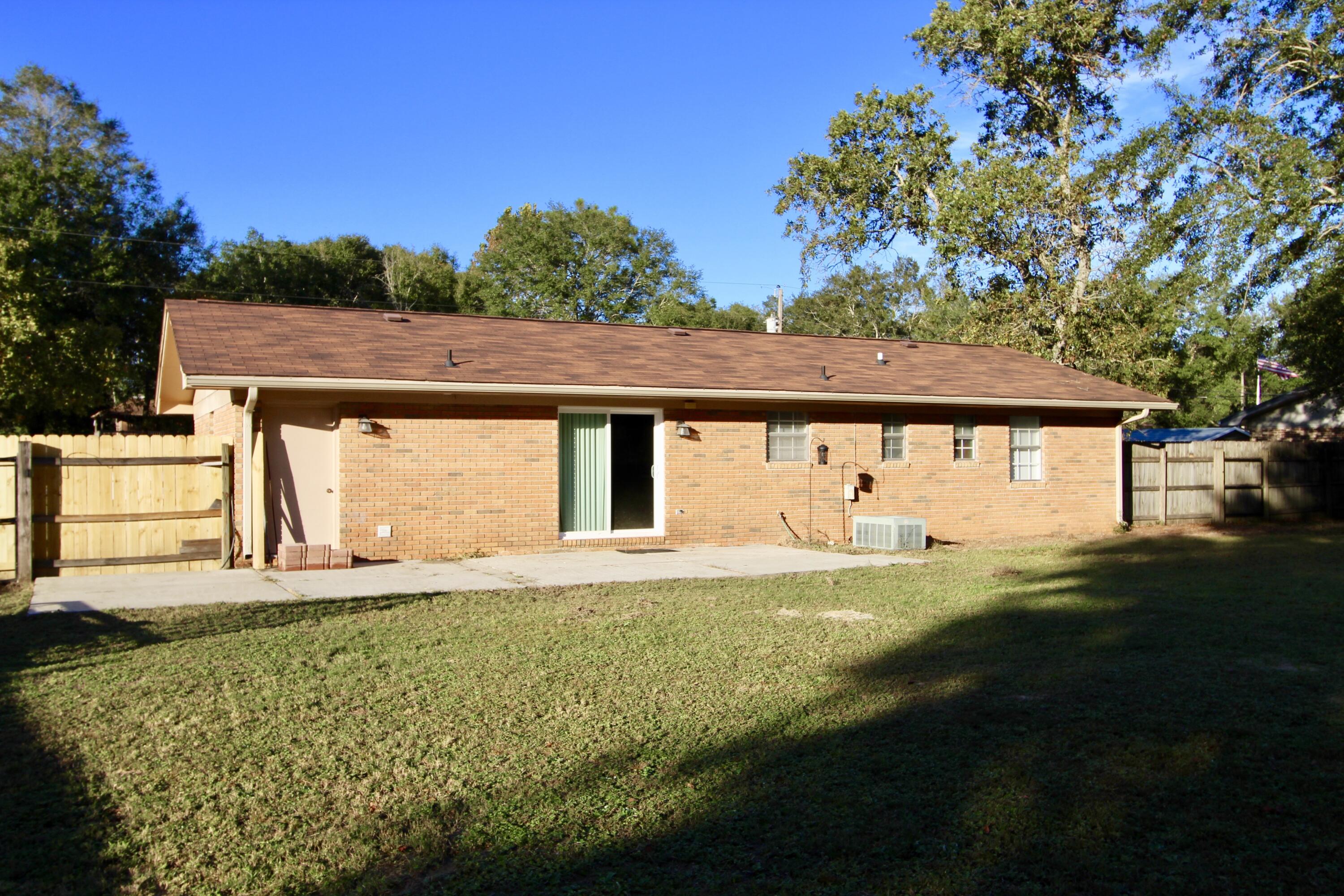 CV ADAM POWELL EAST - Residential