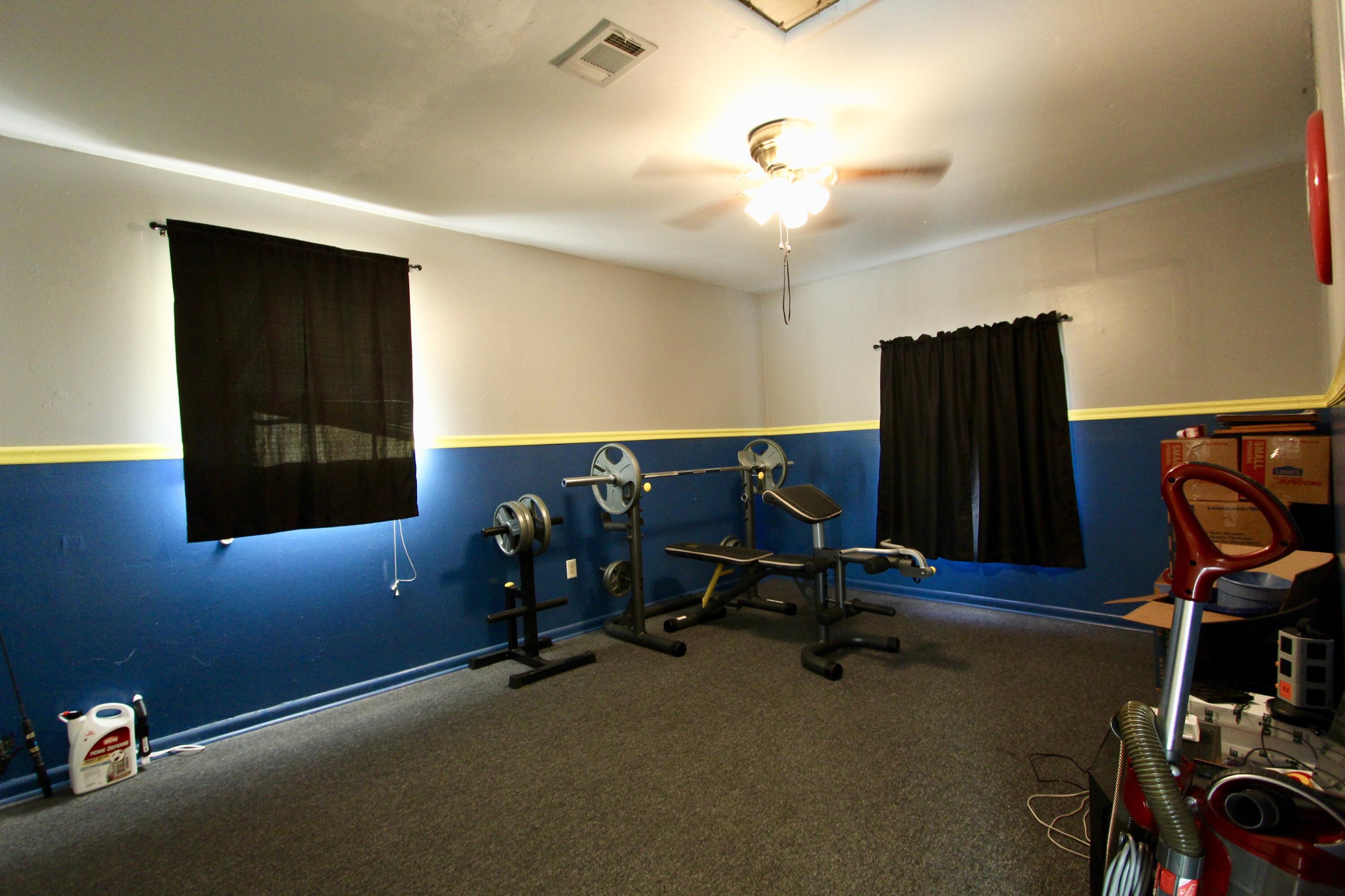 CV ADAM POWELL EAST - Residential